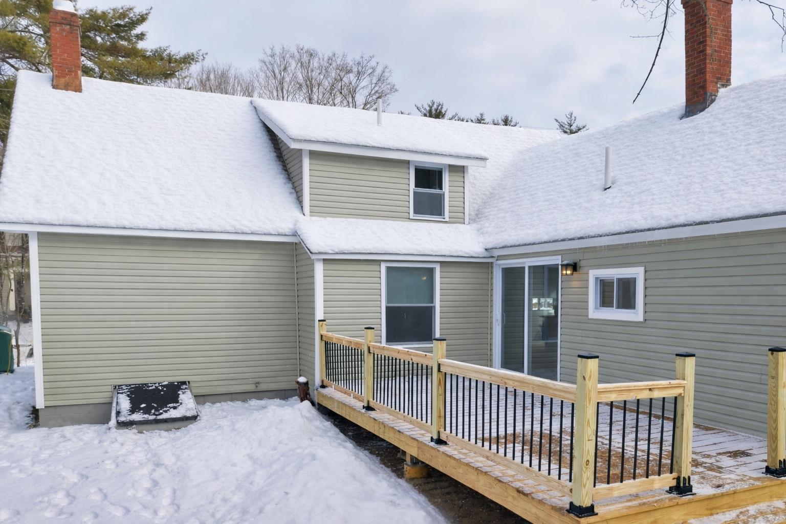 77 Crystal Lake Rd, Gilmanton, NH 03837