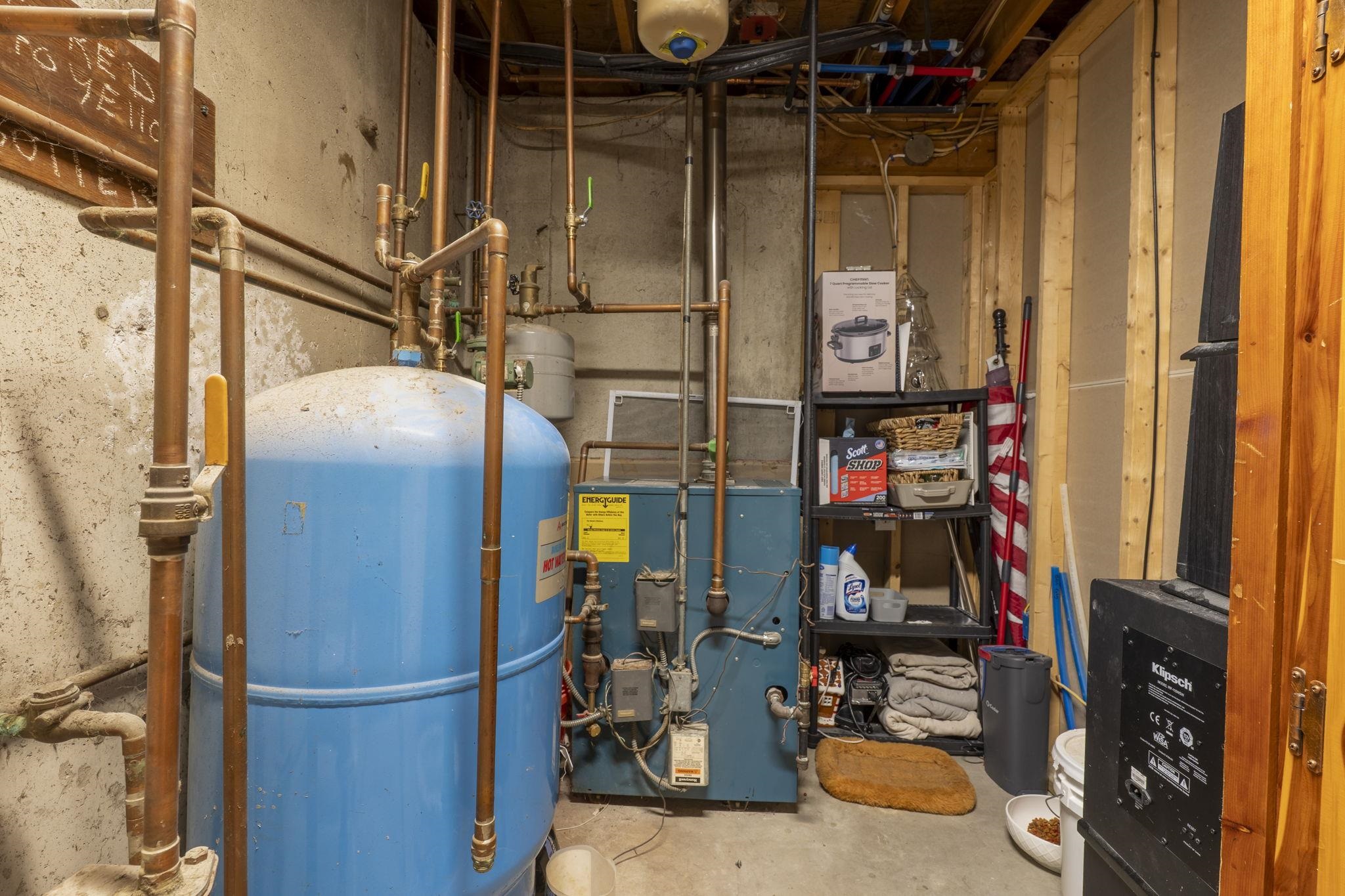 62 Goboro Rd, Epsom, NH 03234