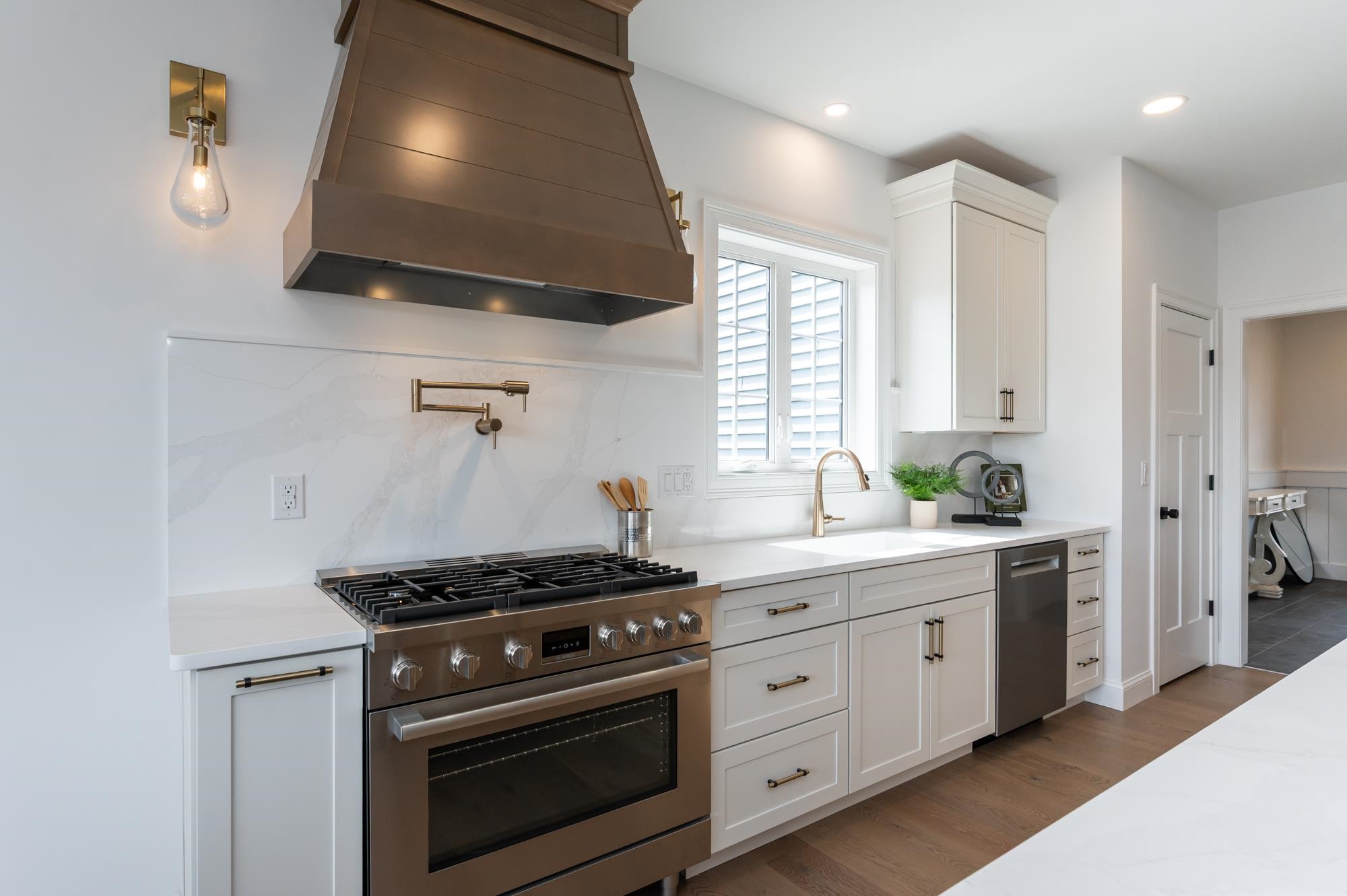 37 Colby Farm Rd, Chester, NH 03036