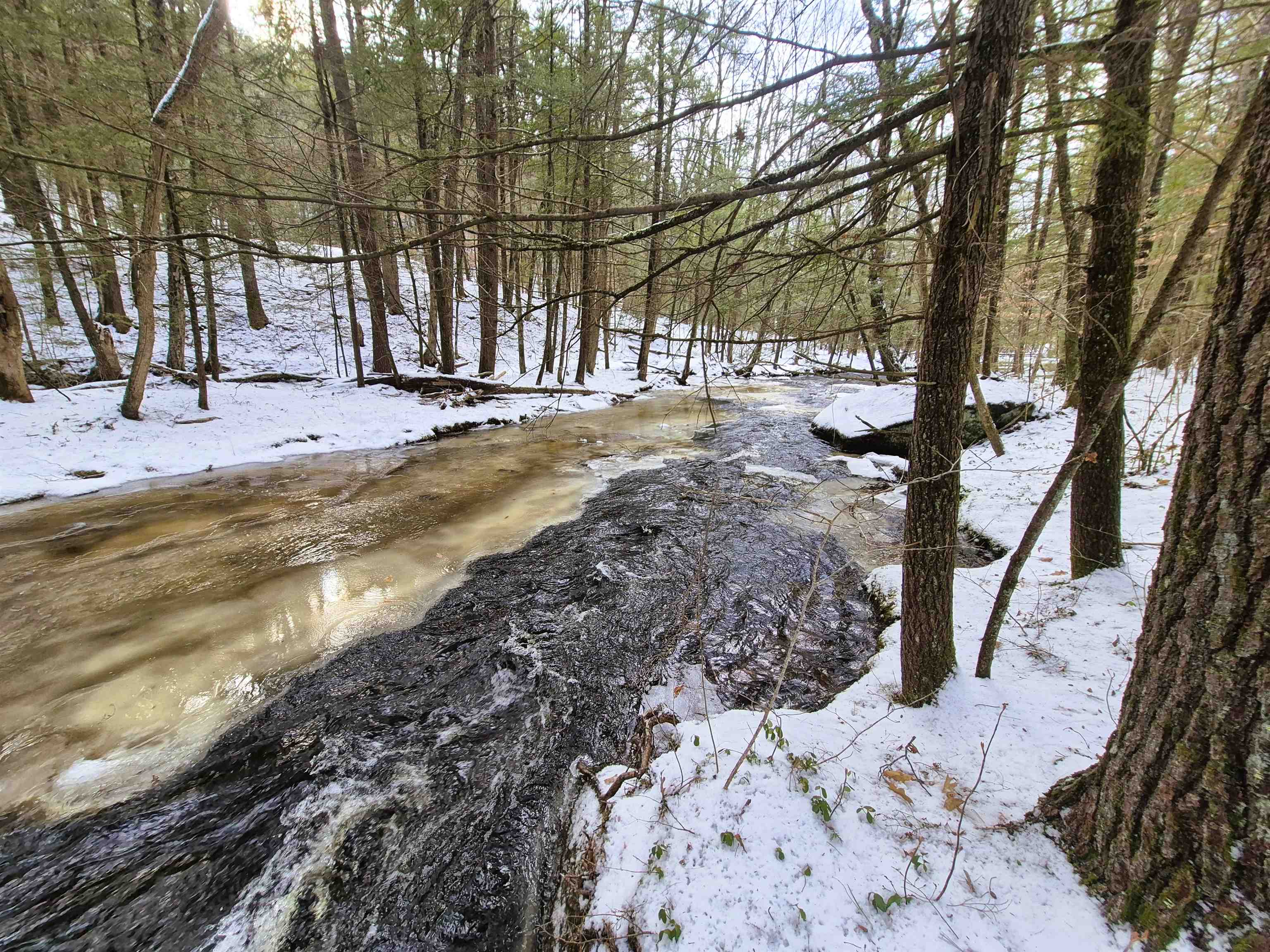 525 Richmond Rd, Winchester, NH 03470