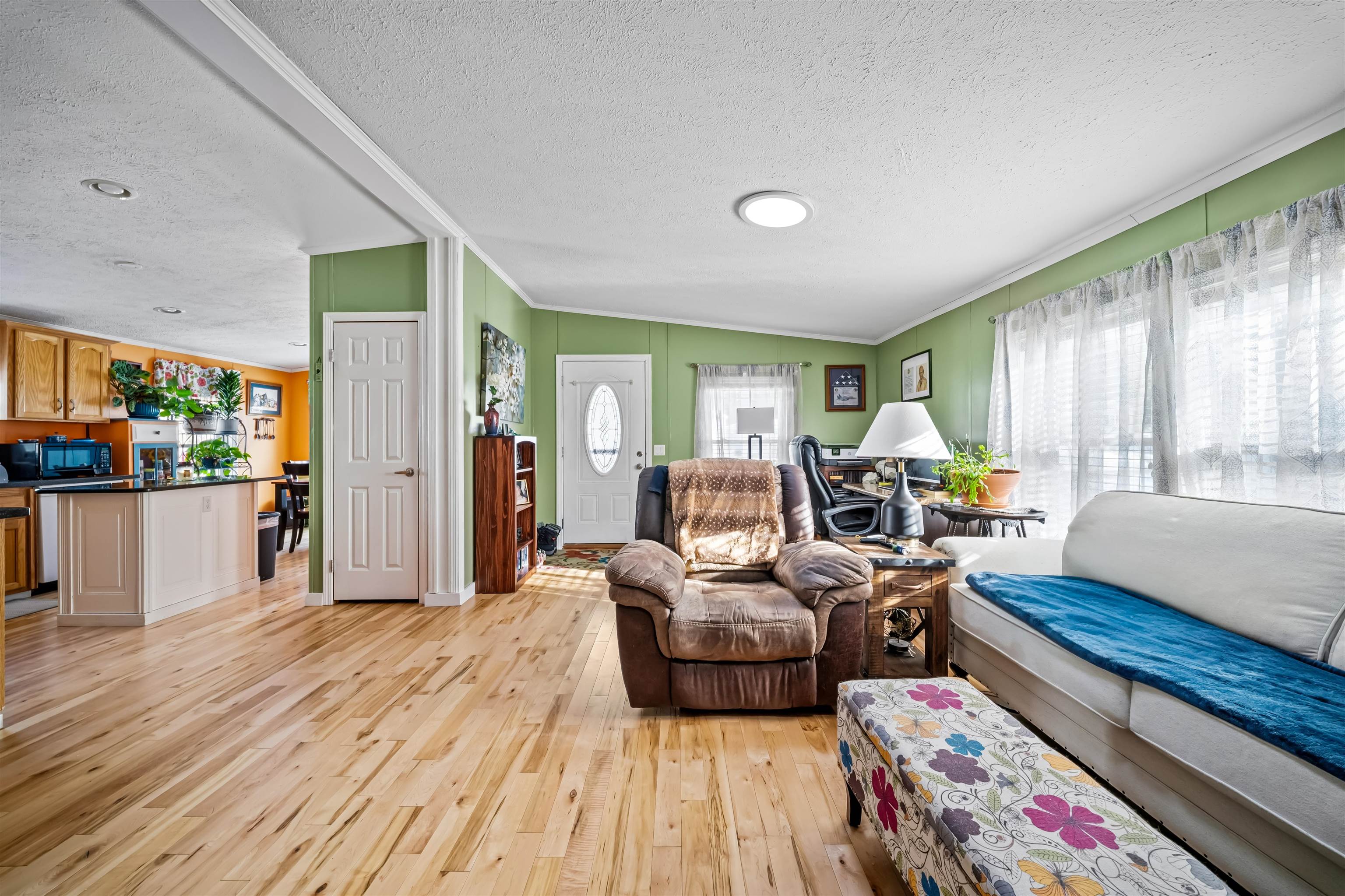 234 Emerald Dr, Barrington, NH 03825