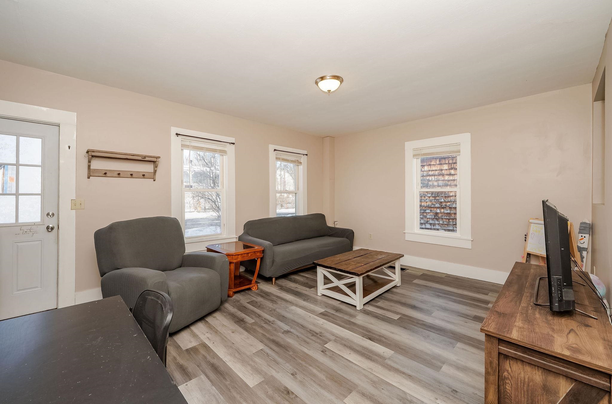 89 Charles St, Milton, NH 03851