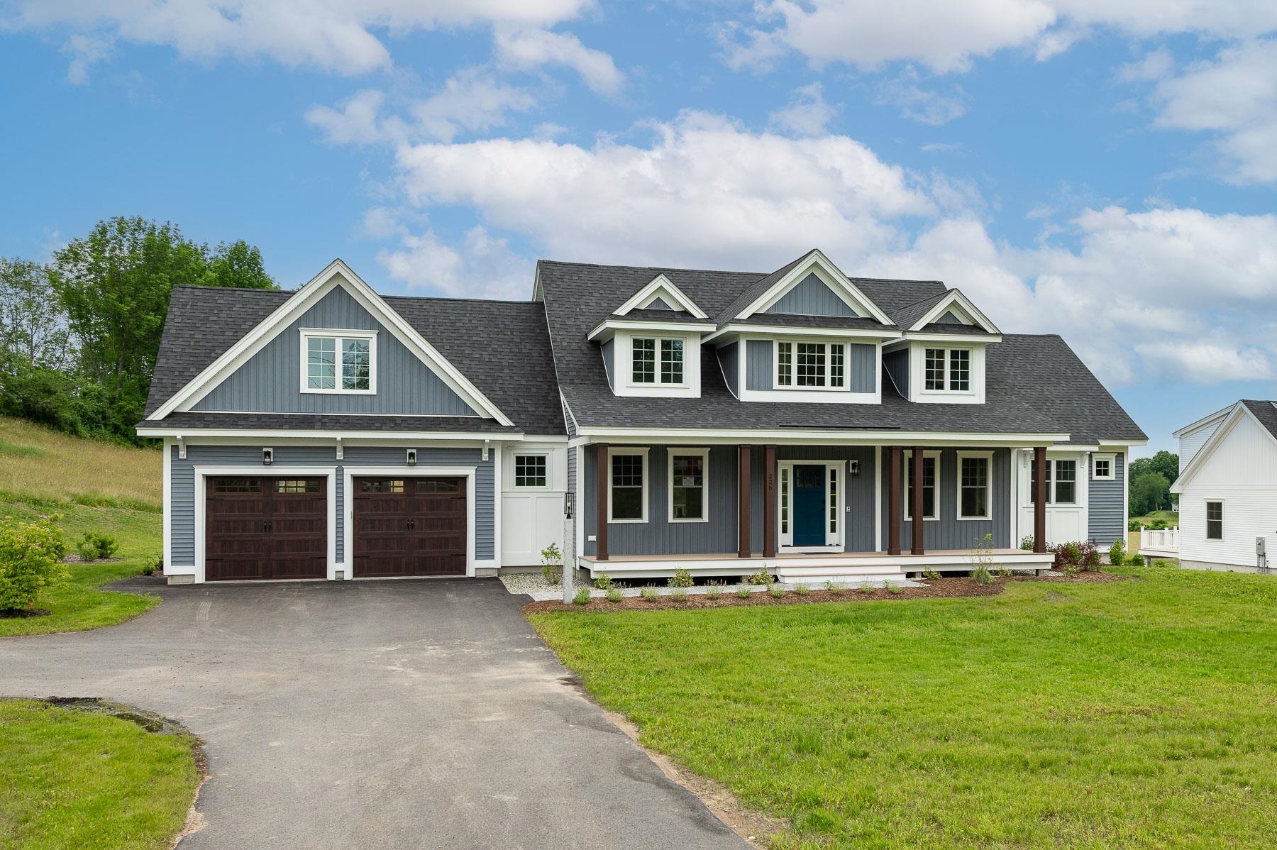 226 Oak St, Dover, NH 03820