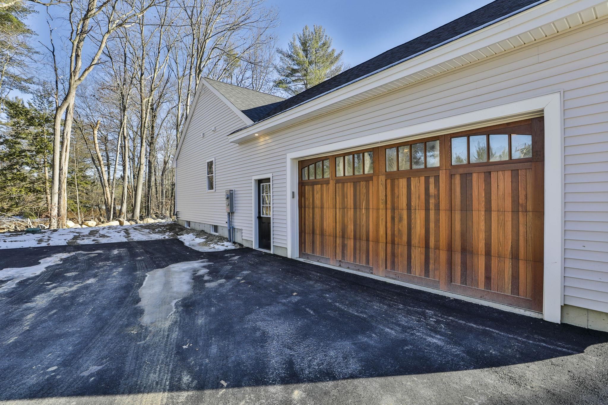 12 Thompson Crossing Rd, Antrim, NH 03440