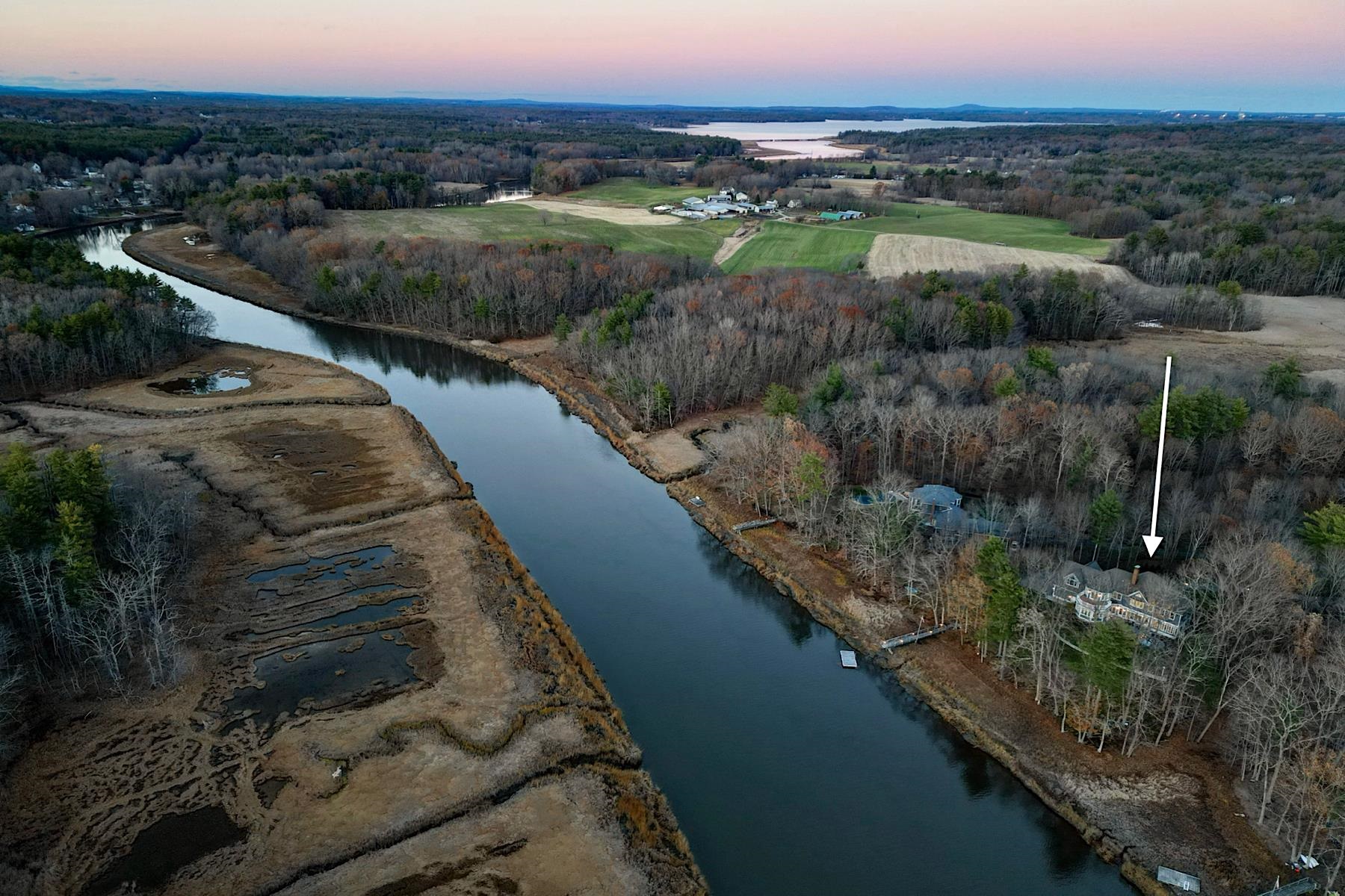 10 Wingate Ct, Stratham, NH 03885