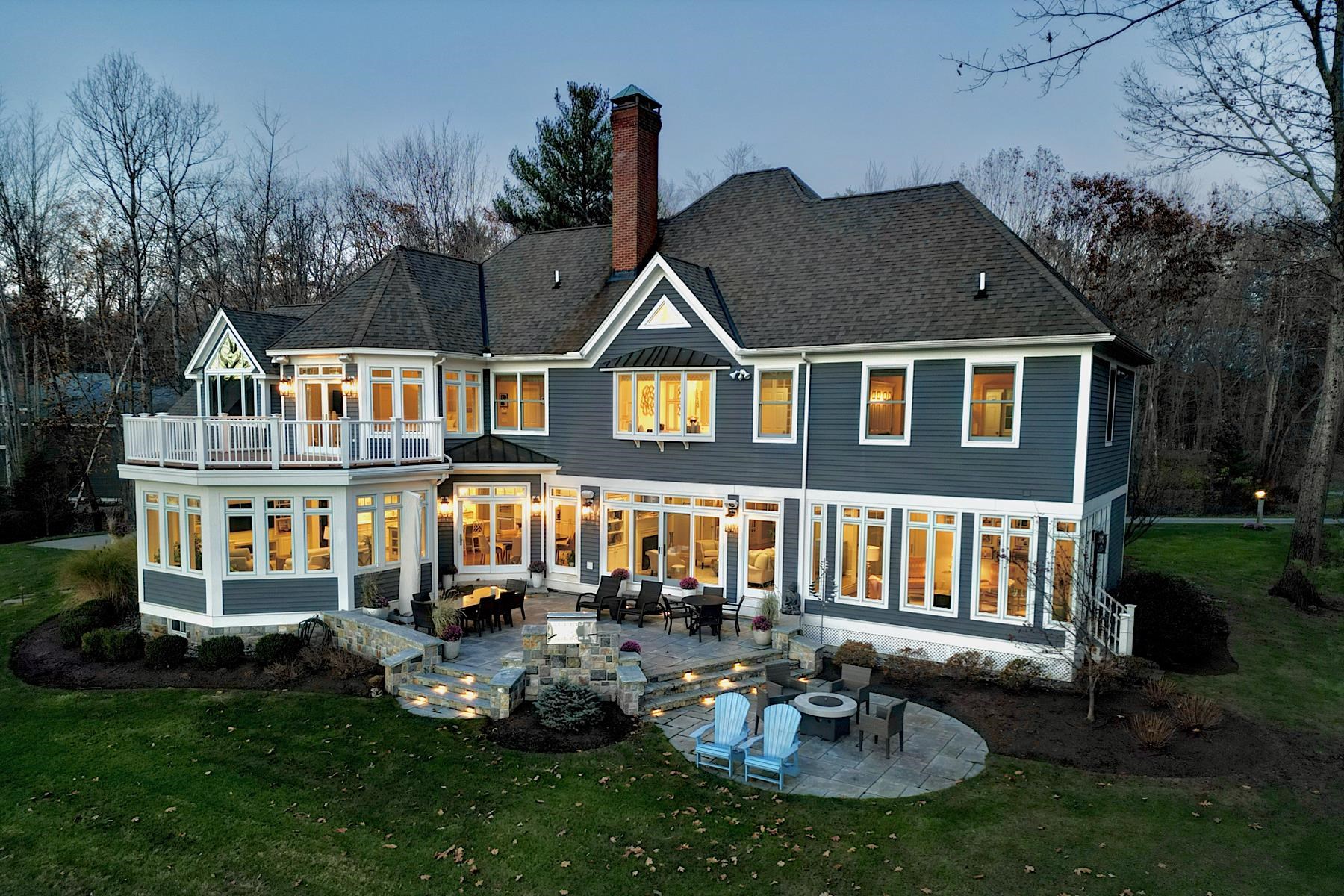 10 Wingate Ct, Stratham, NH 03885