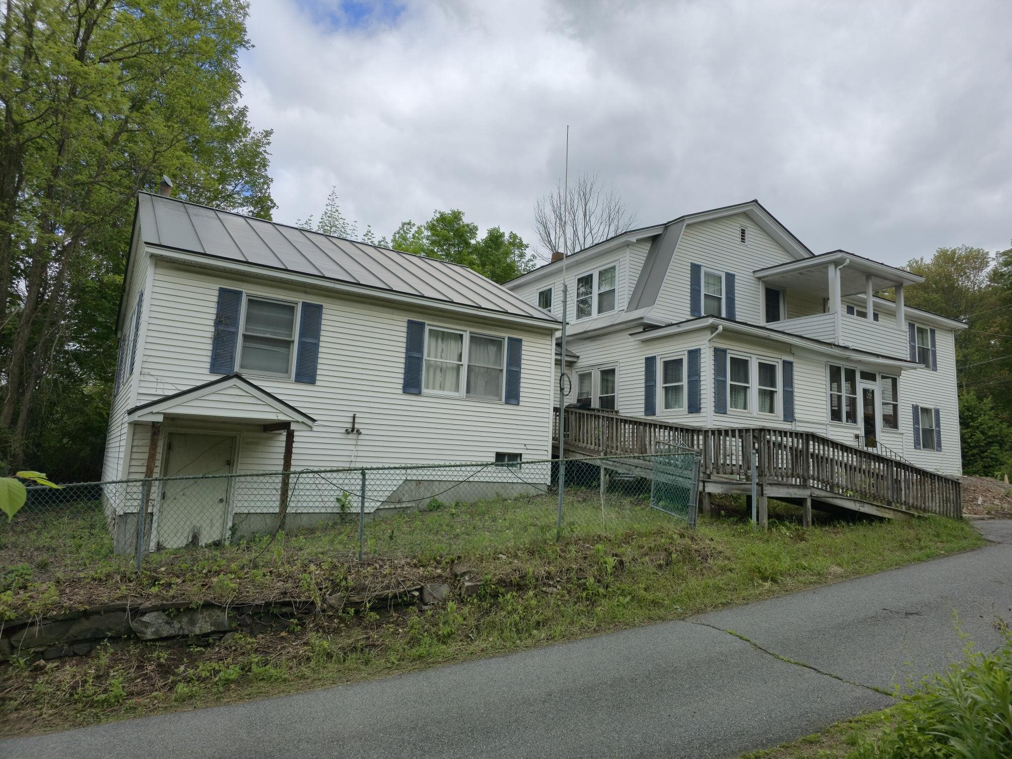 15 Old Pine Tree Cemetery Rd, Lebanon, NH 03784