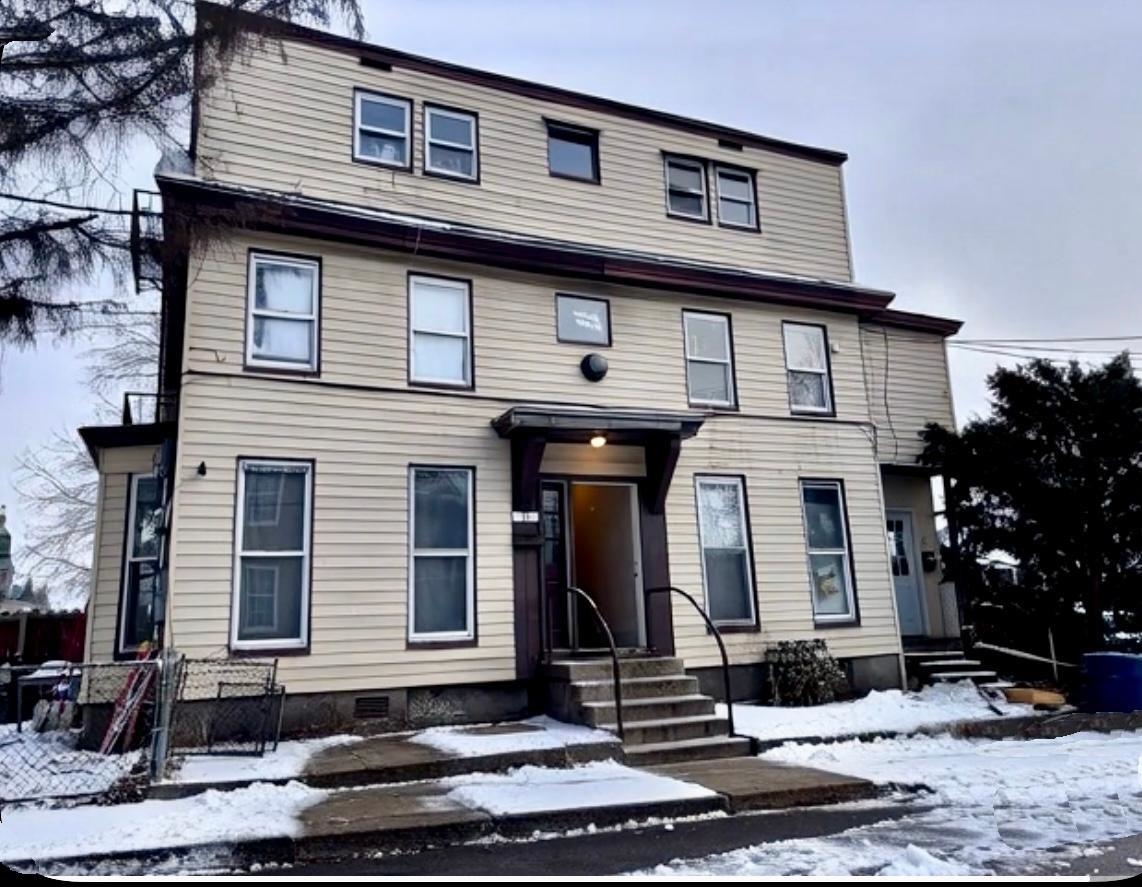 19 Cross St, Nashua, NH 03064