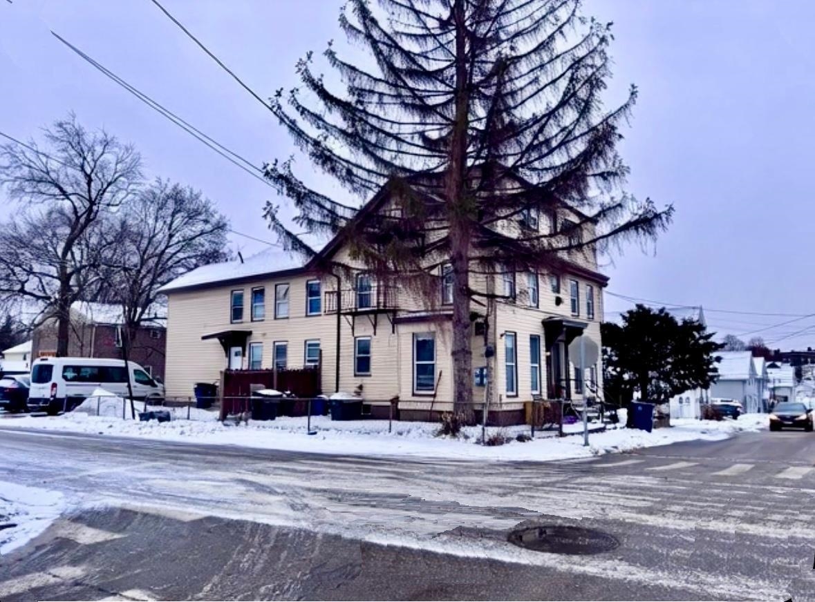 19 Cross St, Nashua, NH 03064