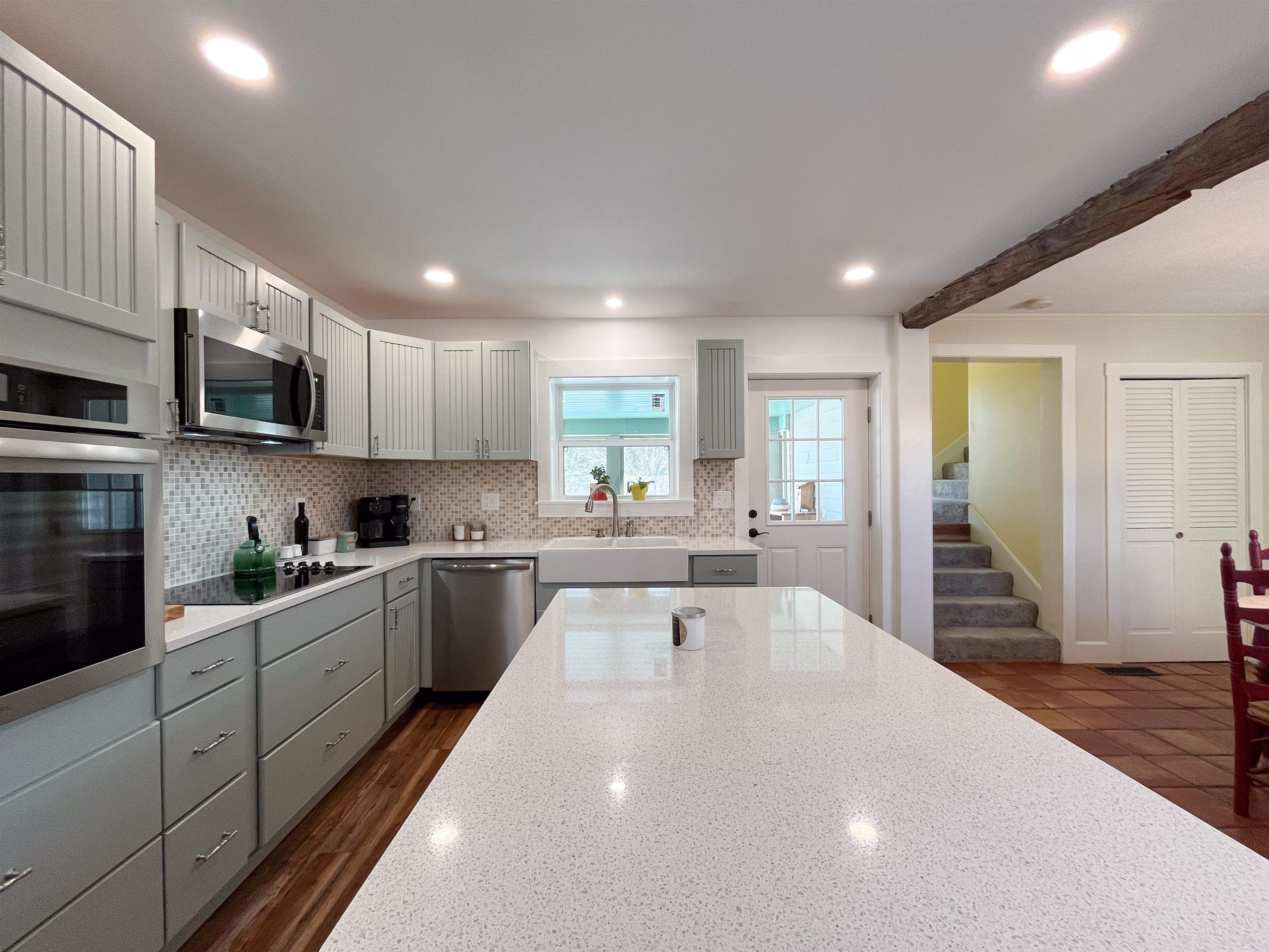 18 Allbee Rd, Landaff, NH 03585