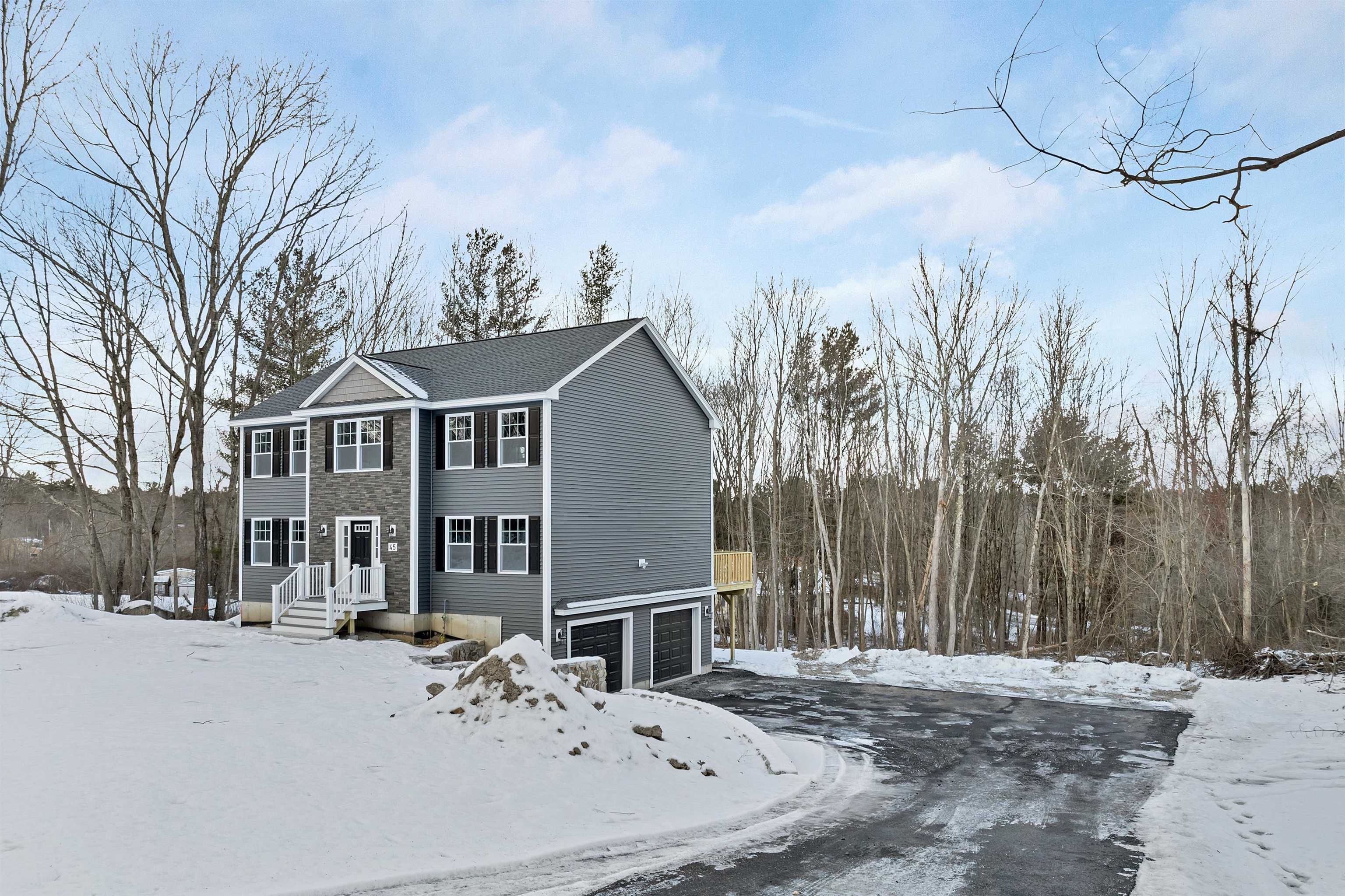 MLS 5072874: 45 Dutton Road, Pelham NH