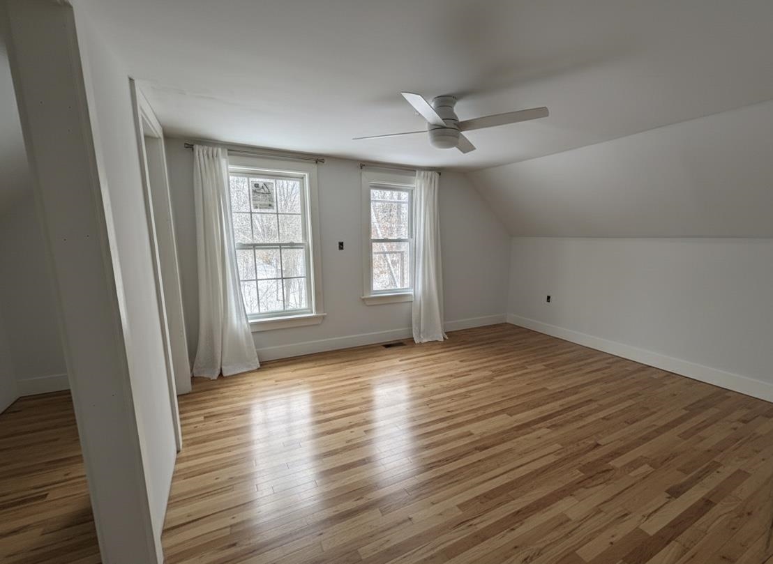 25 Huckins St, Ossipee, NH 03814