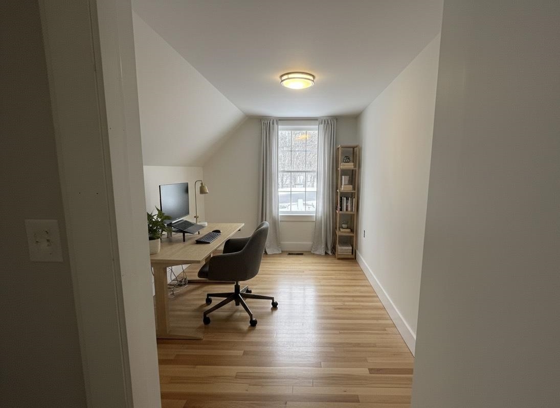 25 Huckins St, Ossipee, NH 03814