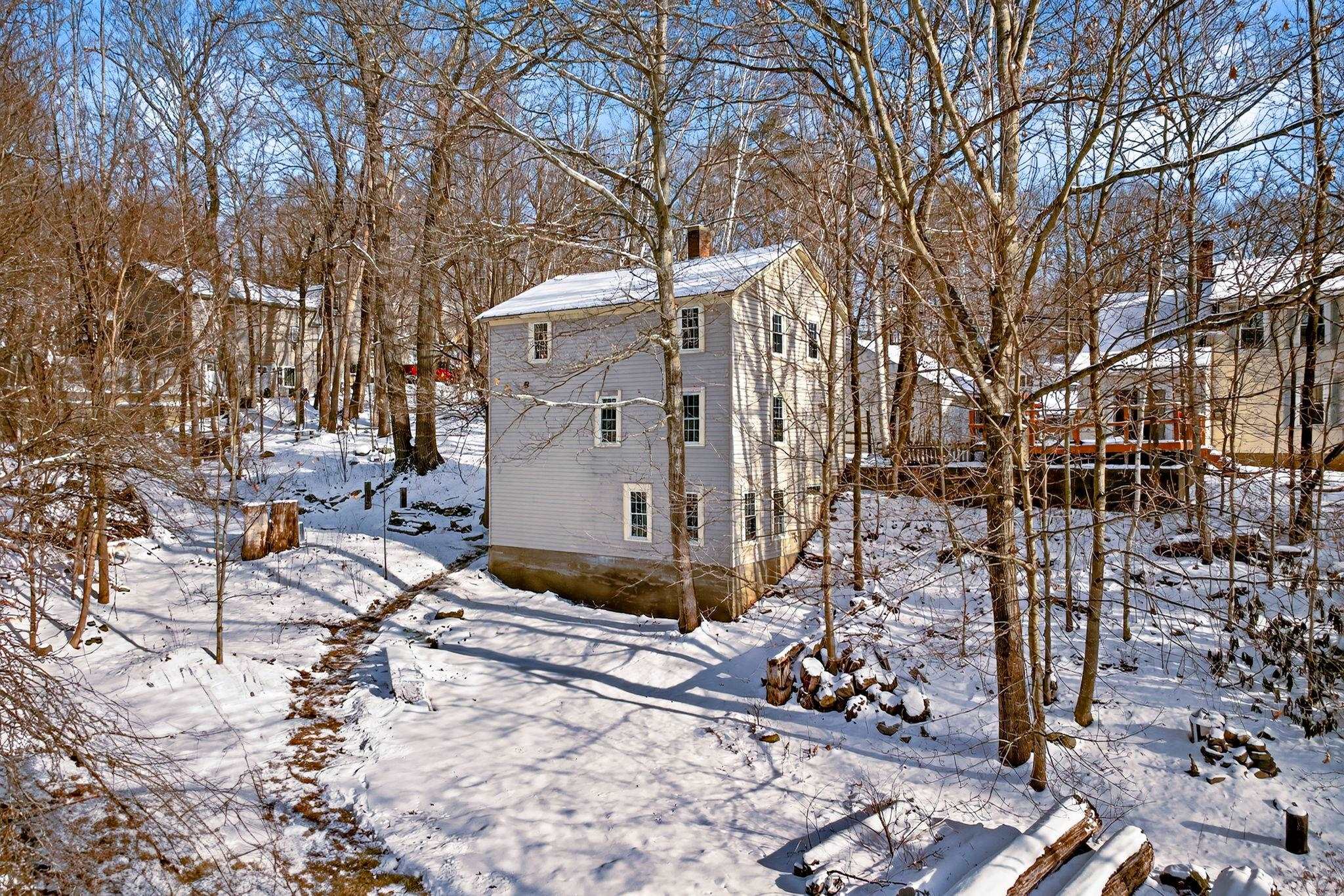 243 Bank St Extension, Lebanon, NH 03766