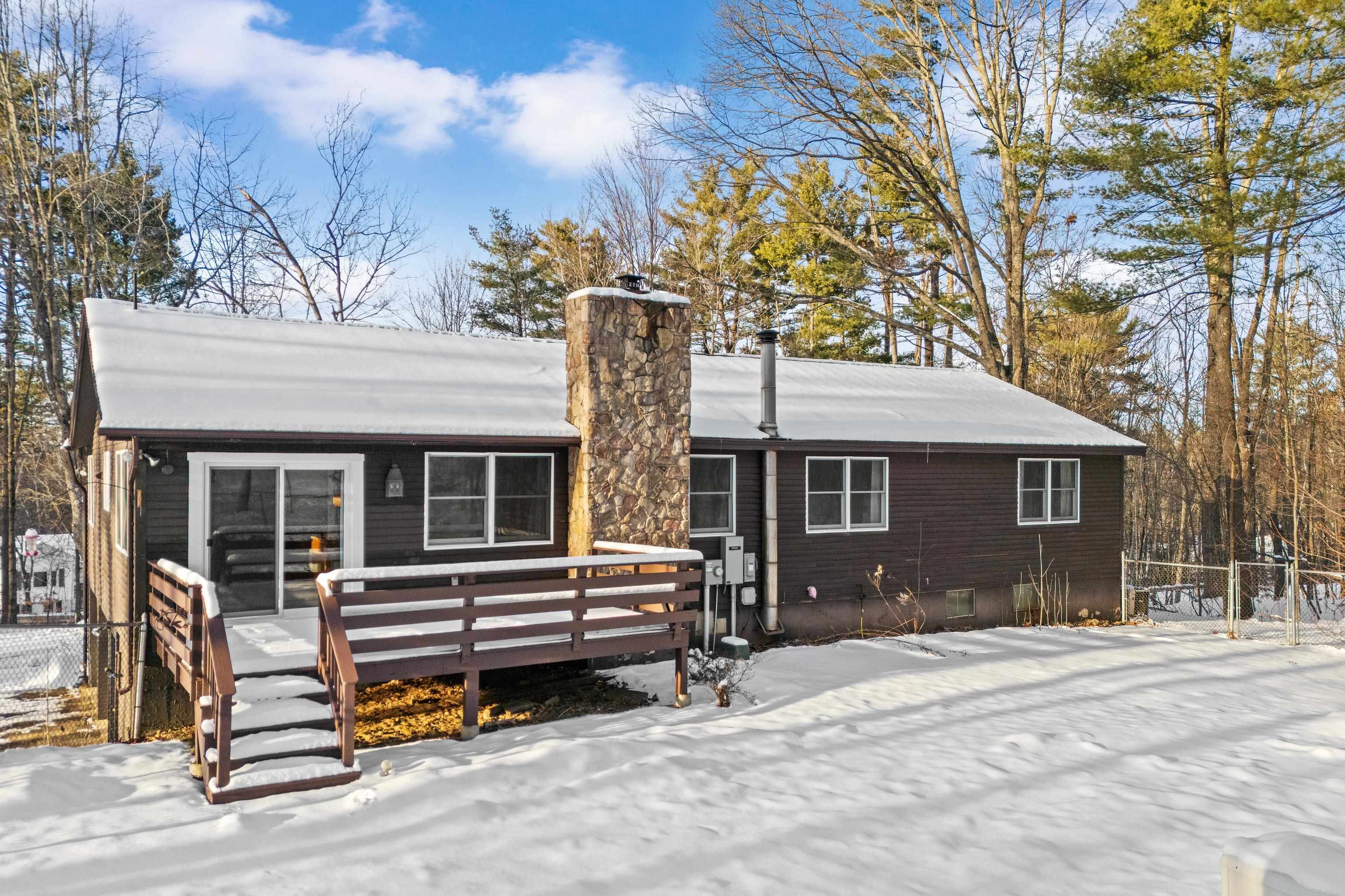 25 Sherwood Forest Dr, Gilford, NH 03249