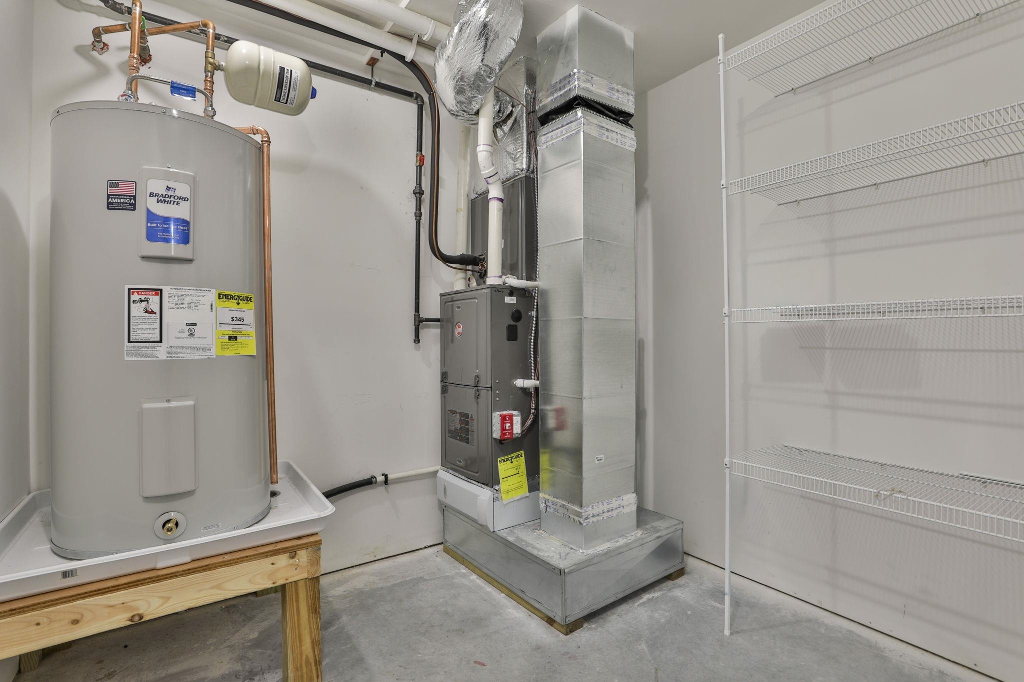 3 Abby Ln #1, Milford, NH 03055