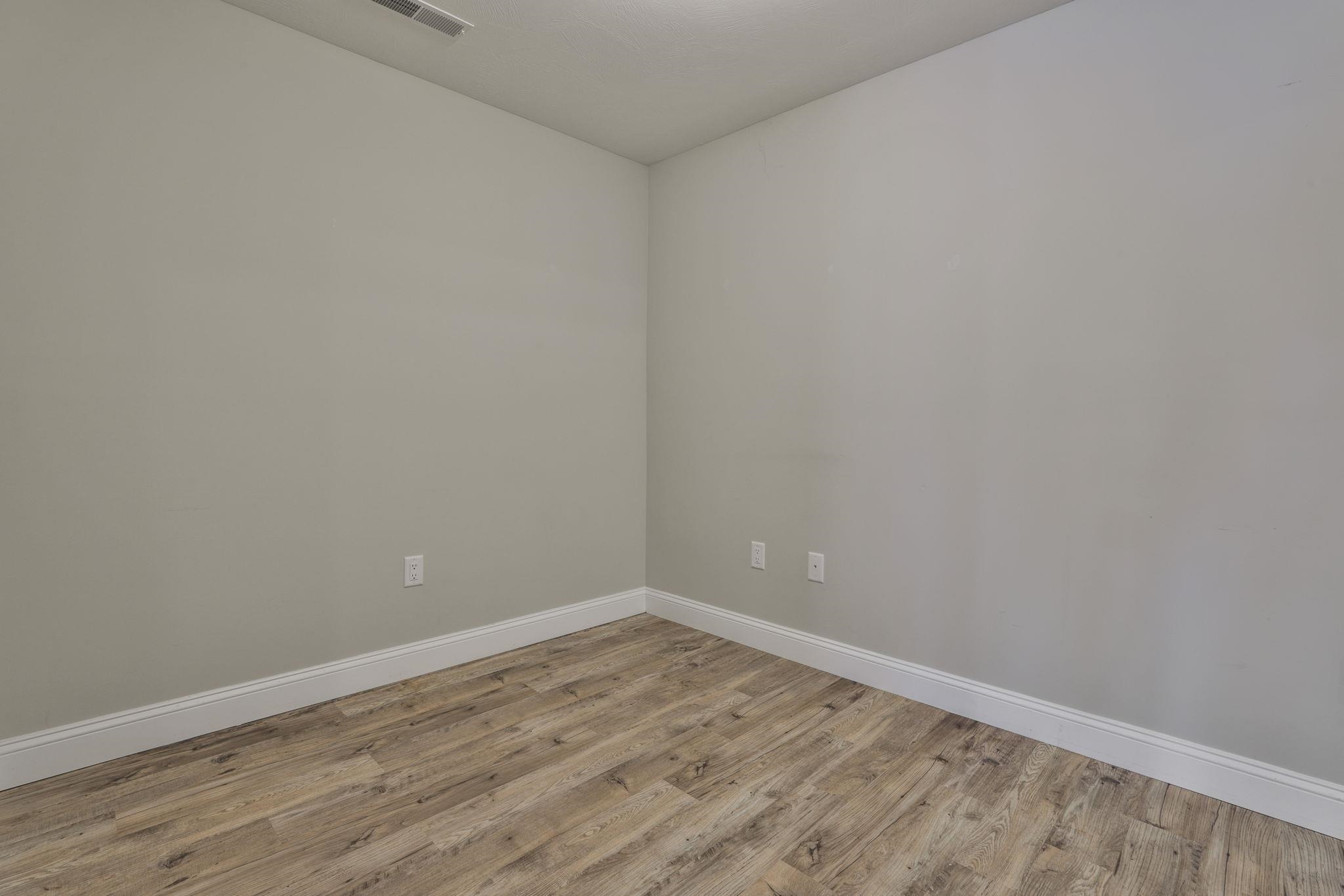 3 Abby Ln #1, Milford, NH 03055