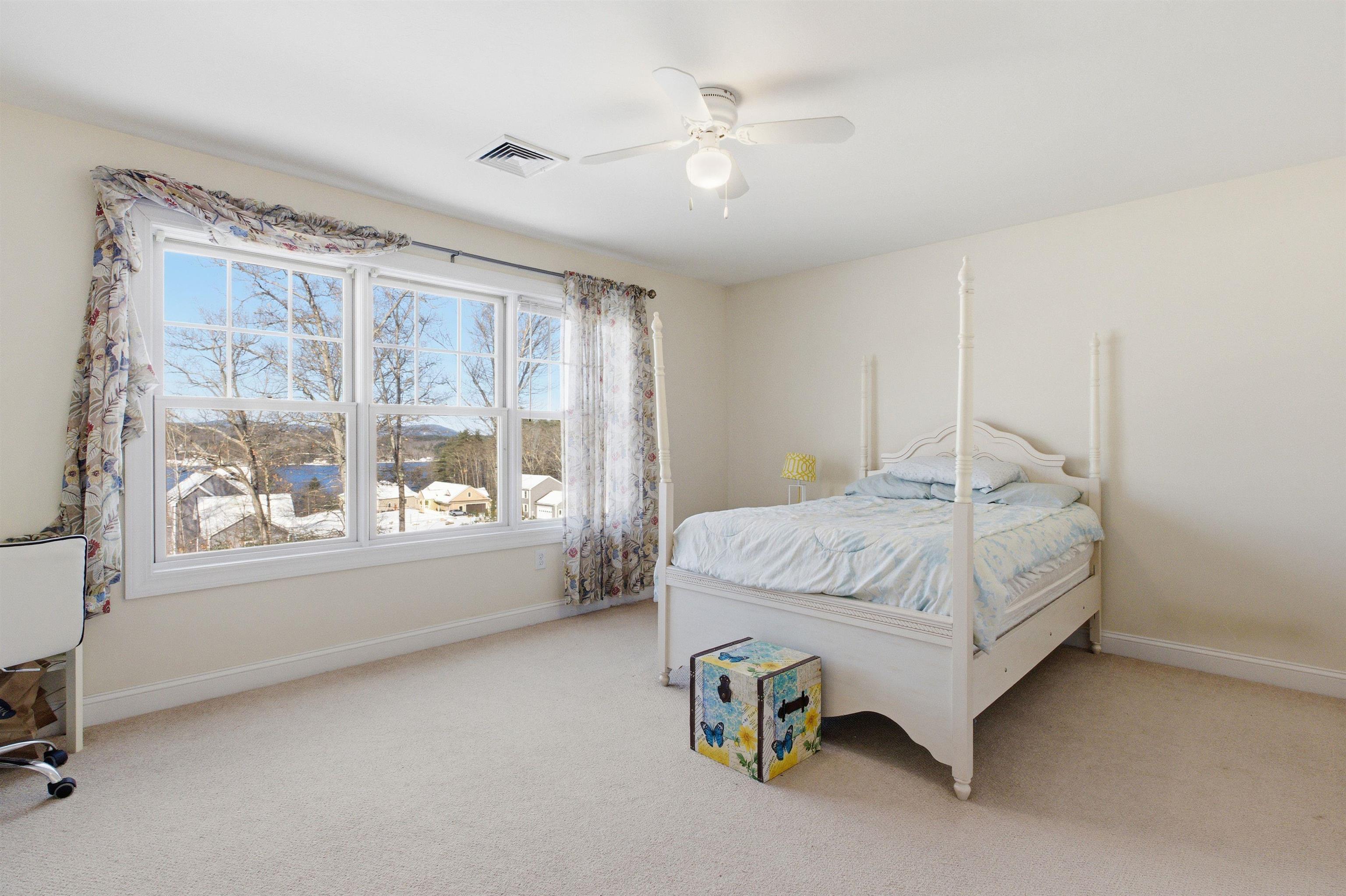 56 Sun Lake Dr, Belmont, NH 03220