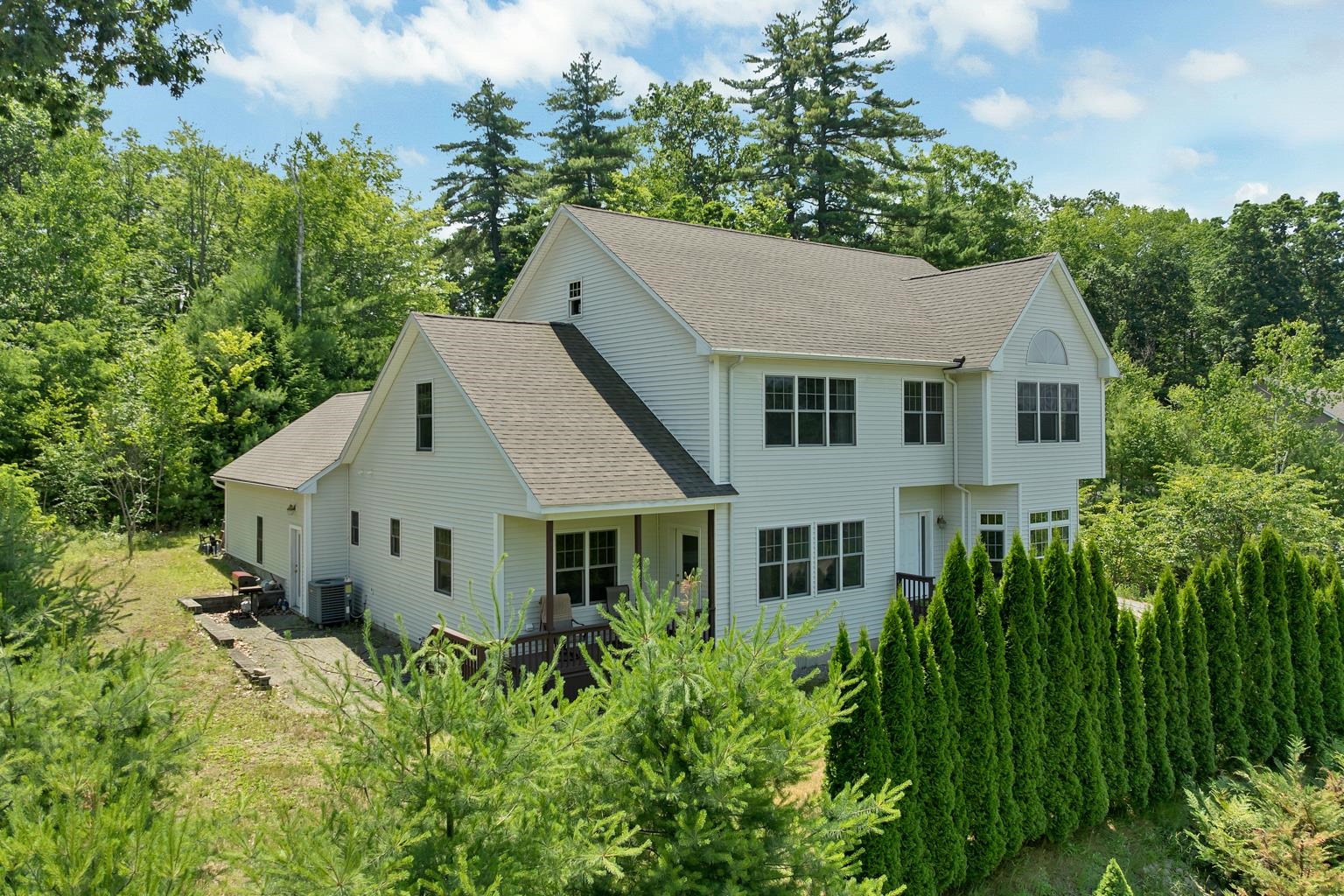56 Sun Lake Dr, Belmont, NH 03220