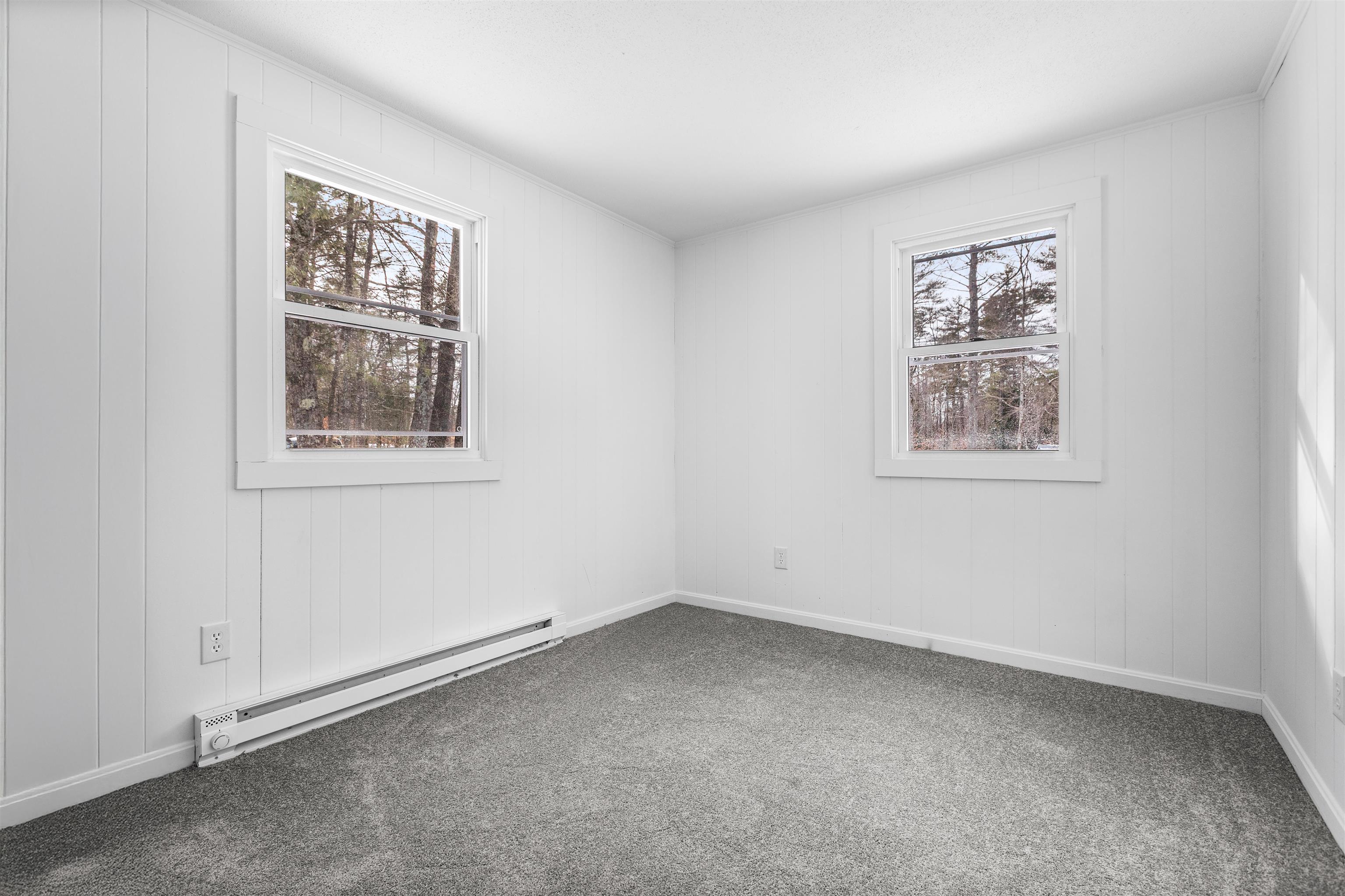 15 Davis Dr, Barnstead, NH 03225