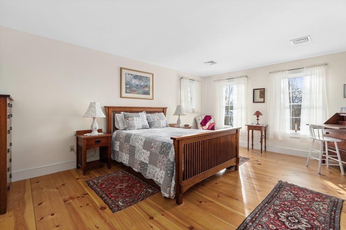 178 Meredith Center Rd, Meredith, NH 03253