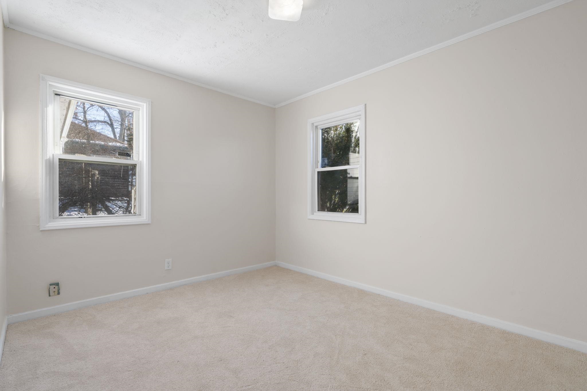 197 Melrose St, Manchester, NH 03109