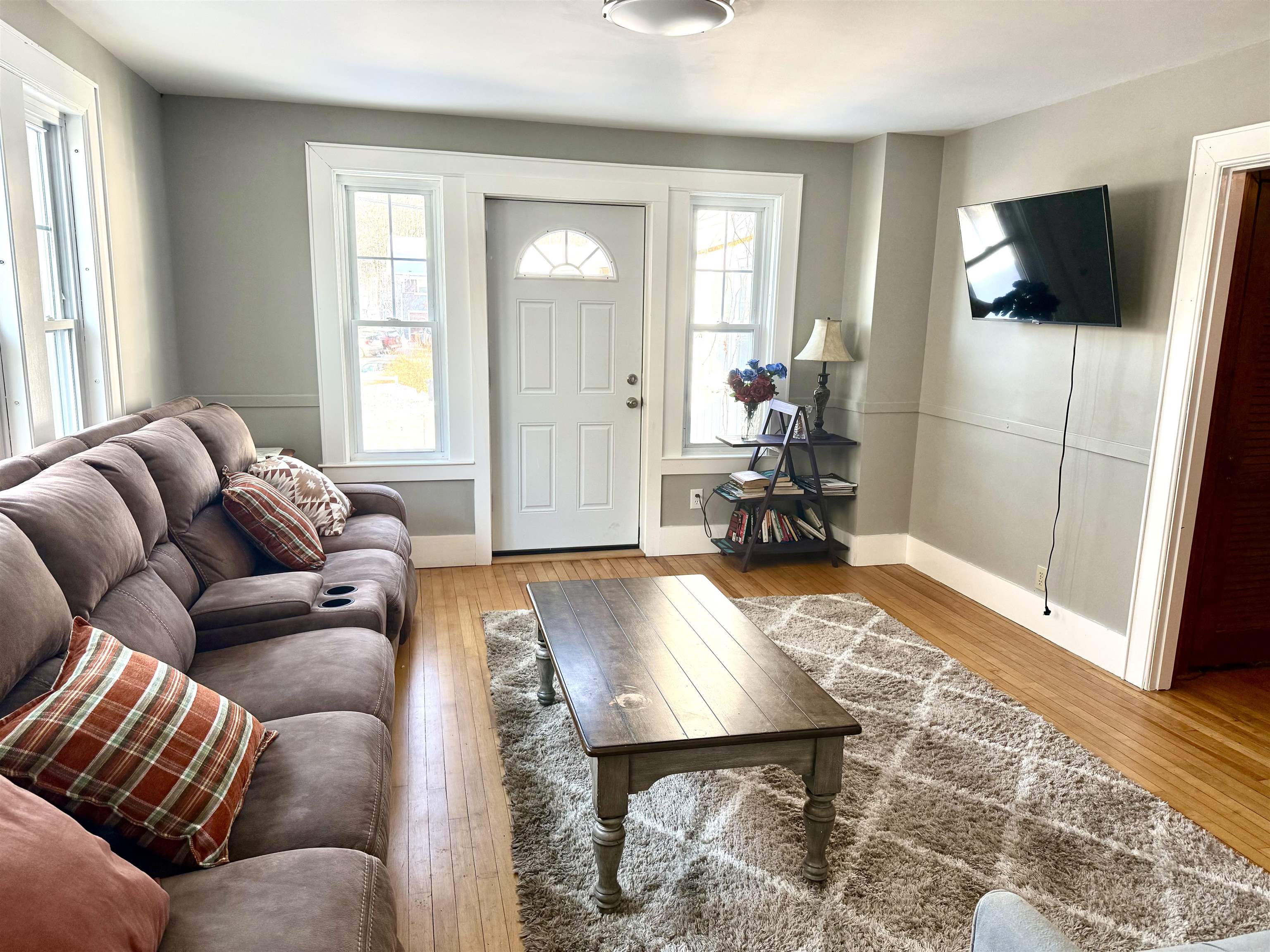 36 Spring St, Newport, NH 03773