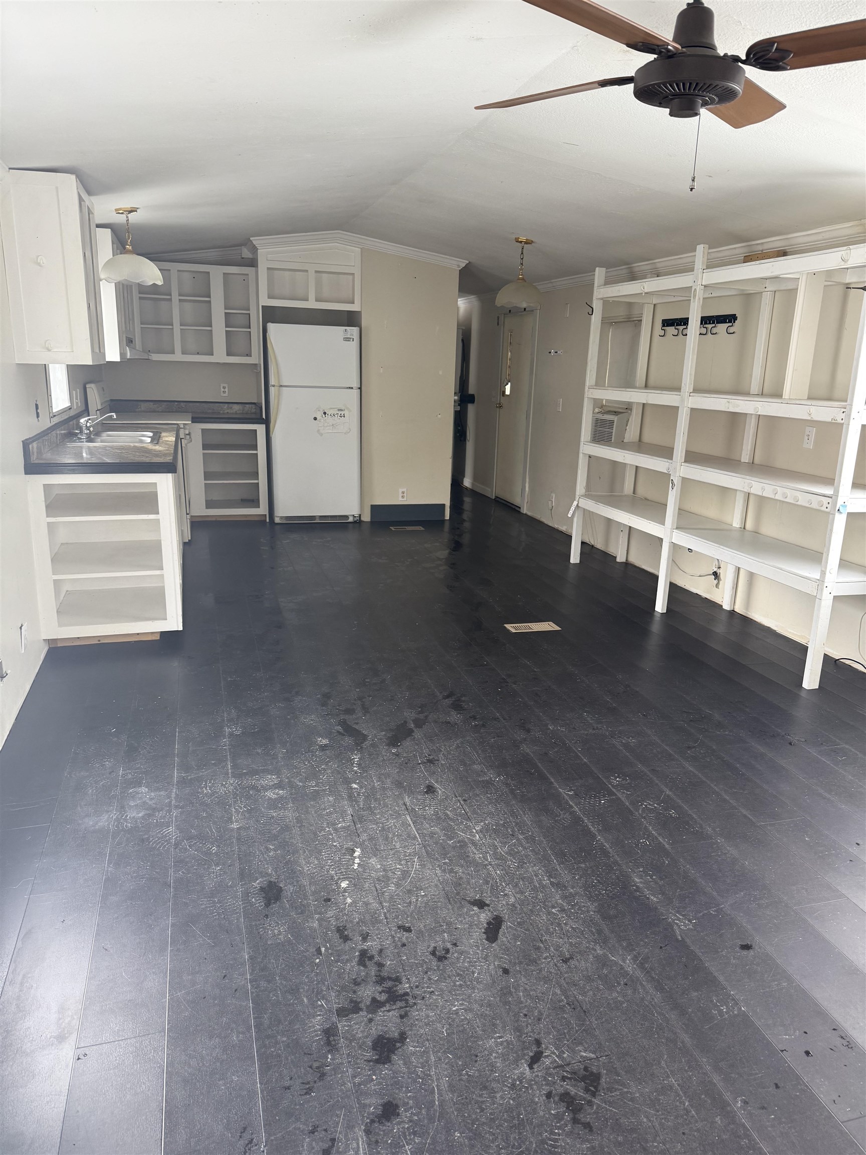 7 Cherry St, Belmont, NH 03220