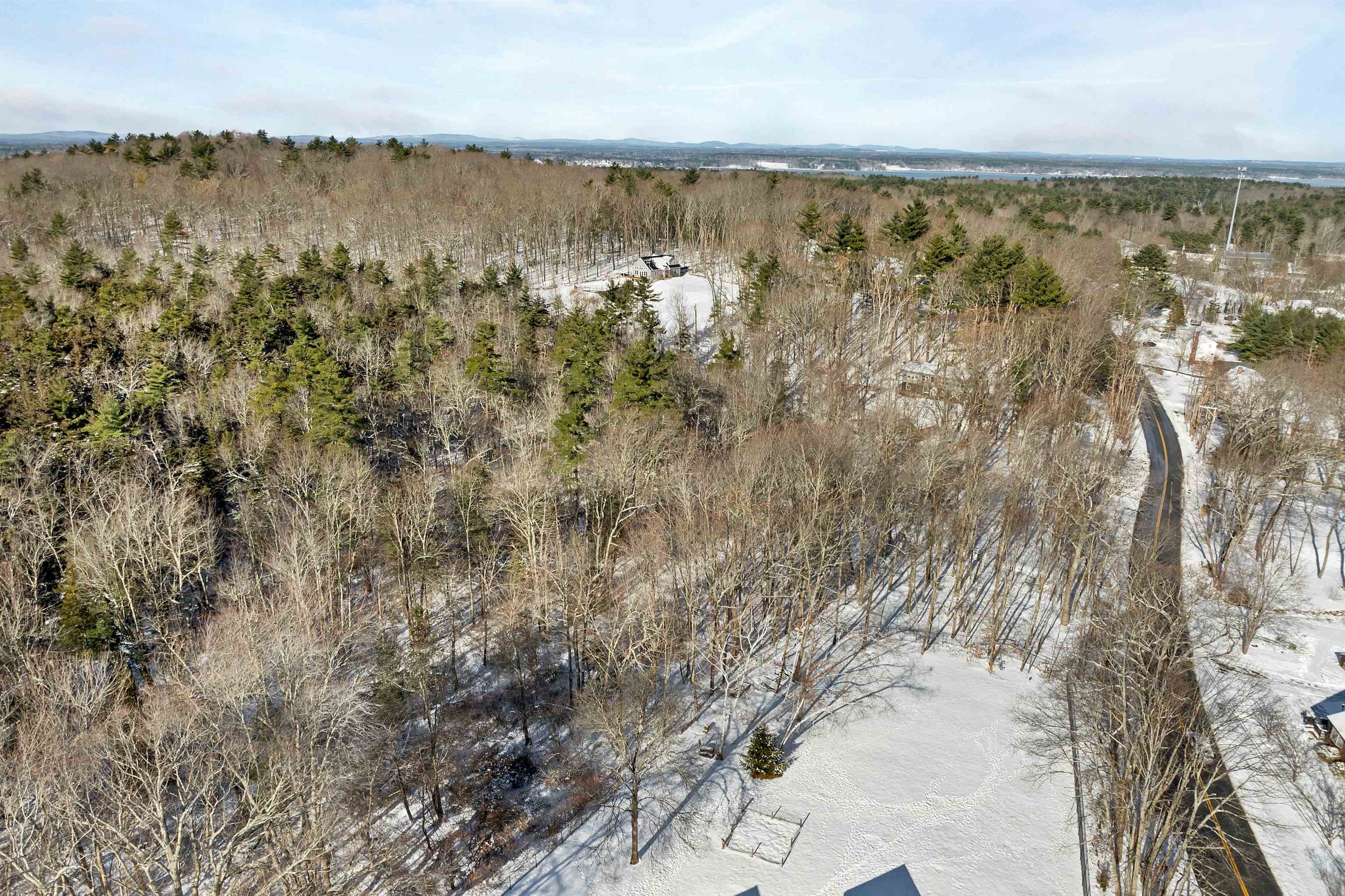 14 Lovell Rd, Stratham, NH 03885