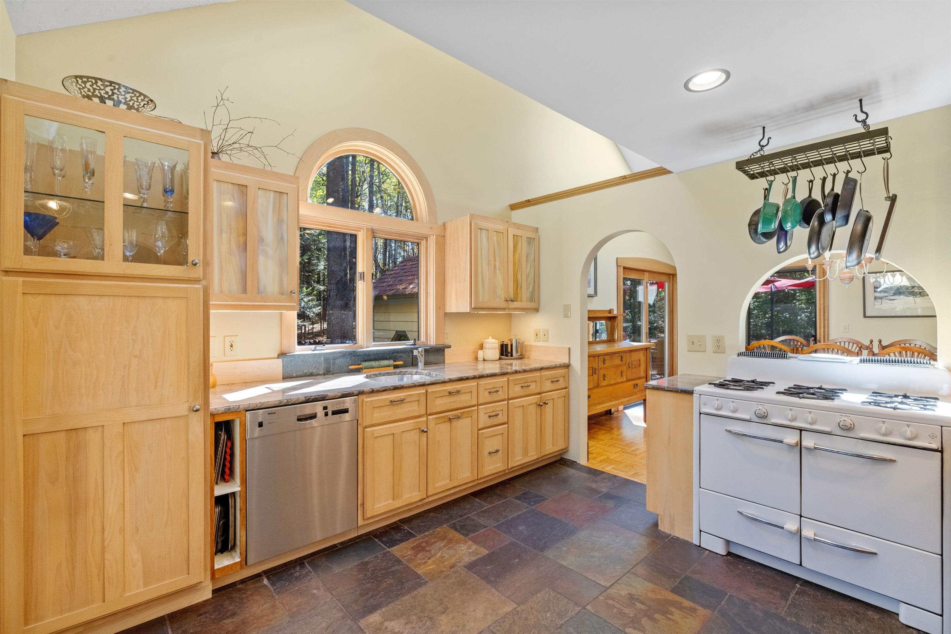 67 Hoyt Mill Road, Moultonborough, NH, 03254