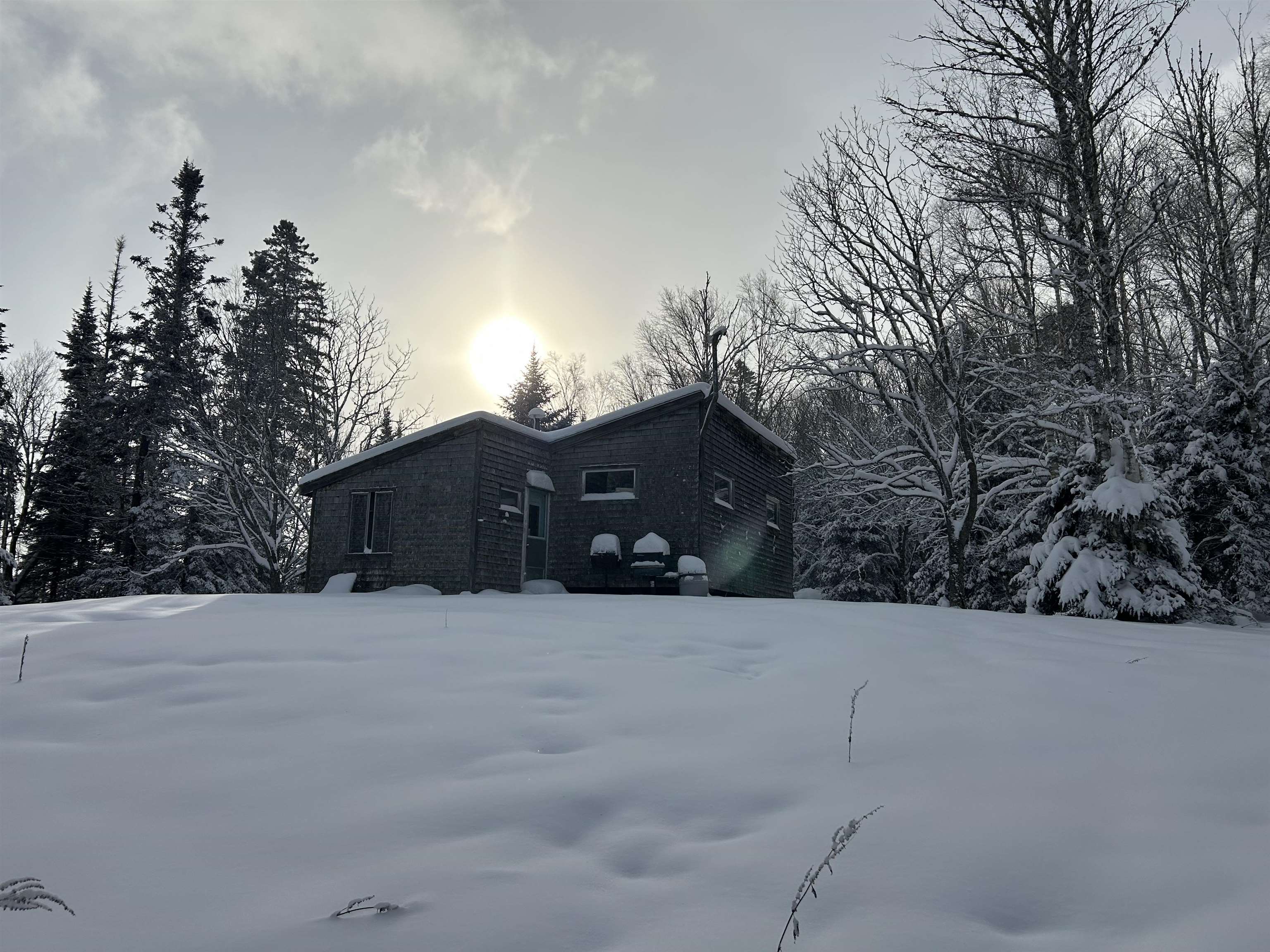242 Noyes Rd, Stewartstown, NH 03576