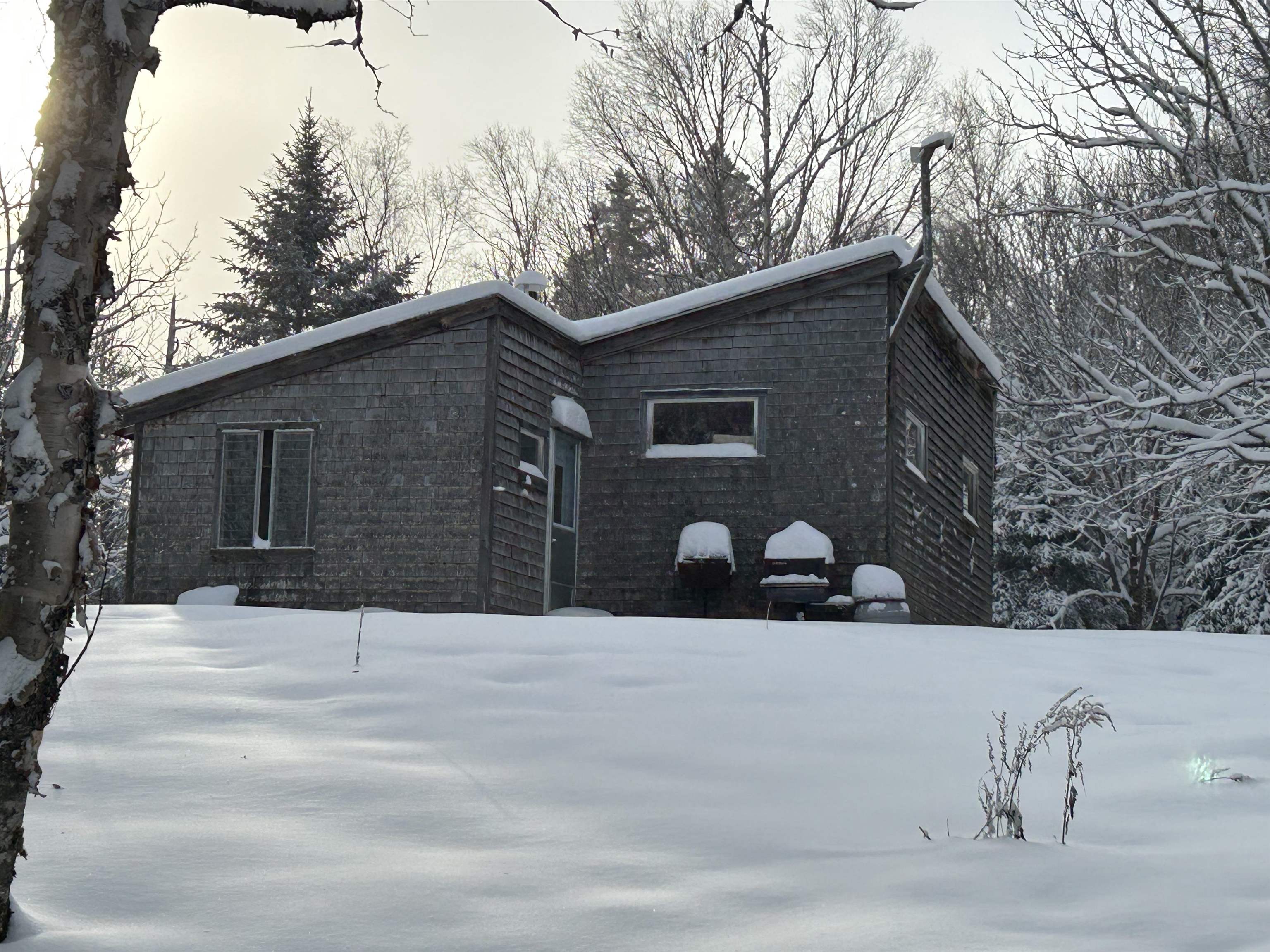 242 Noyes Rd, Stewartstown, NH 03576