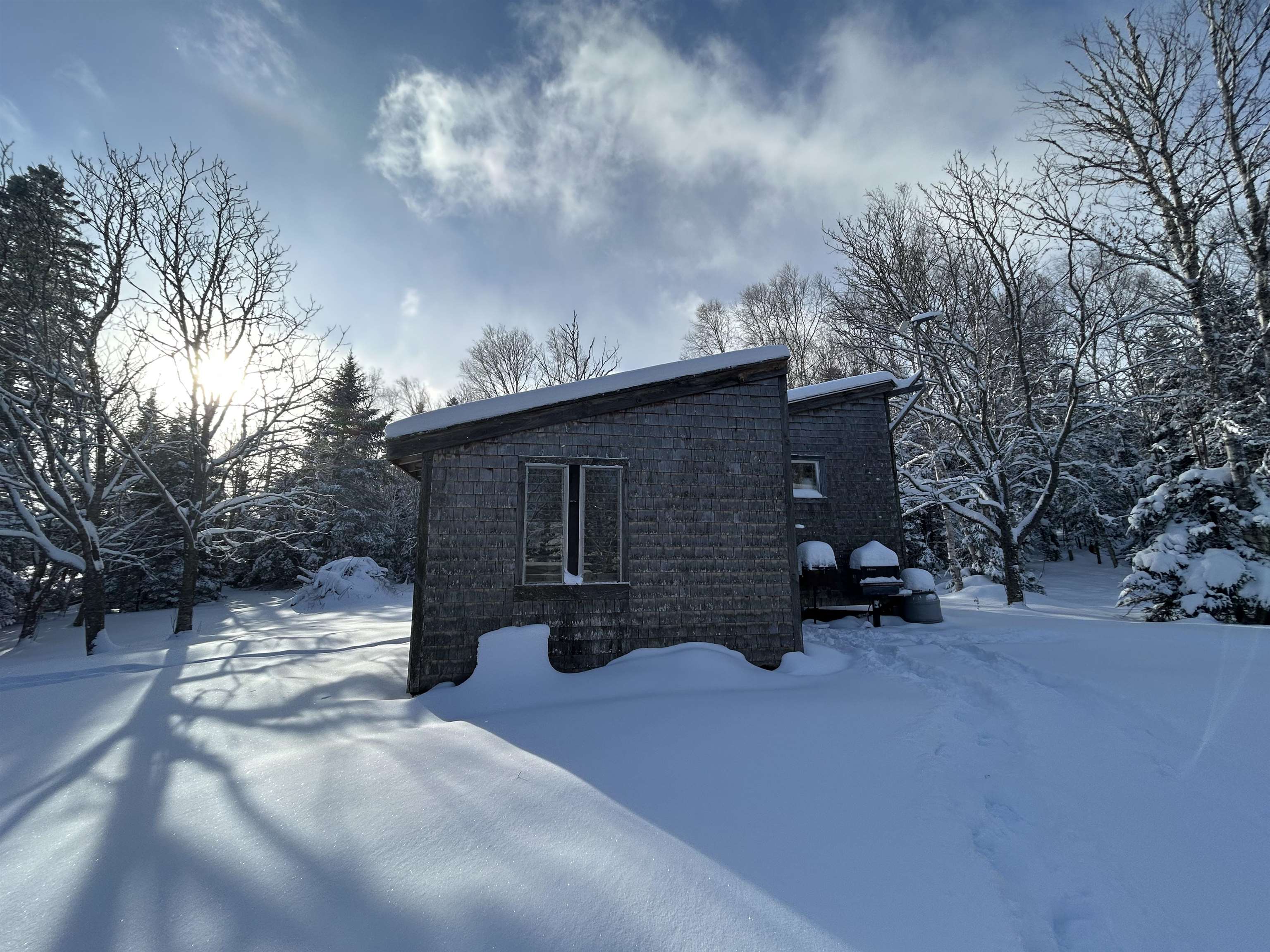 242 Noyes Rd, Stewartstown, NH 03576