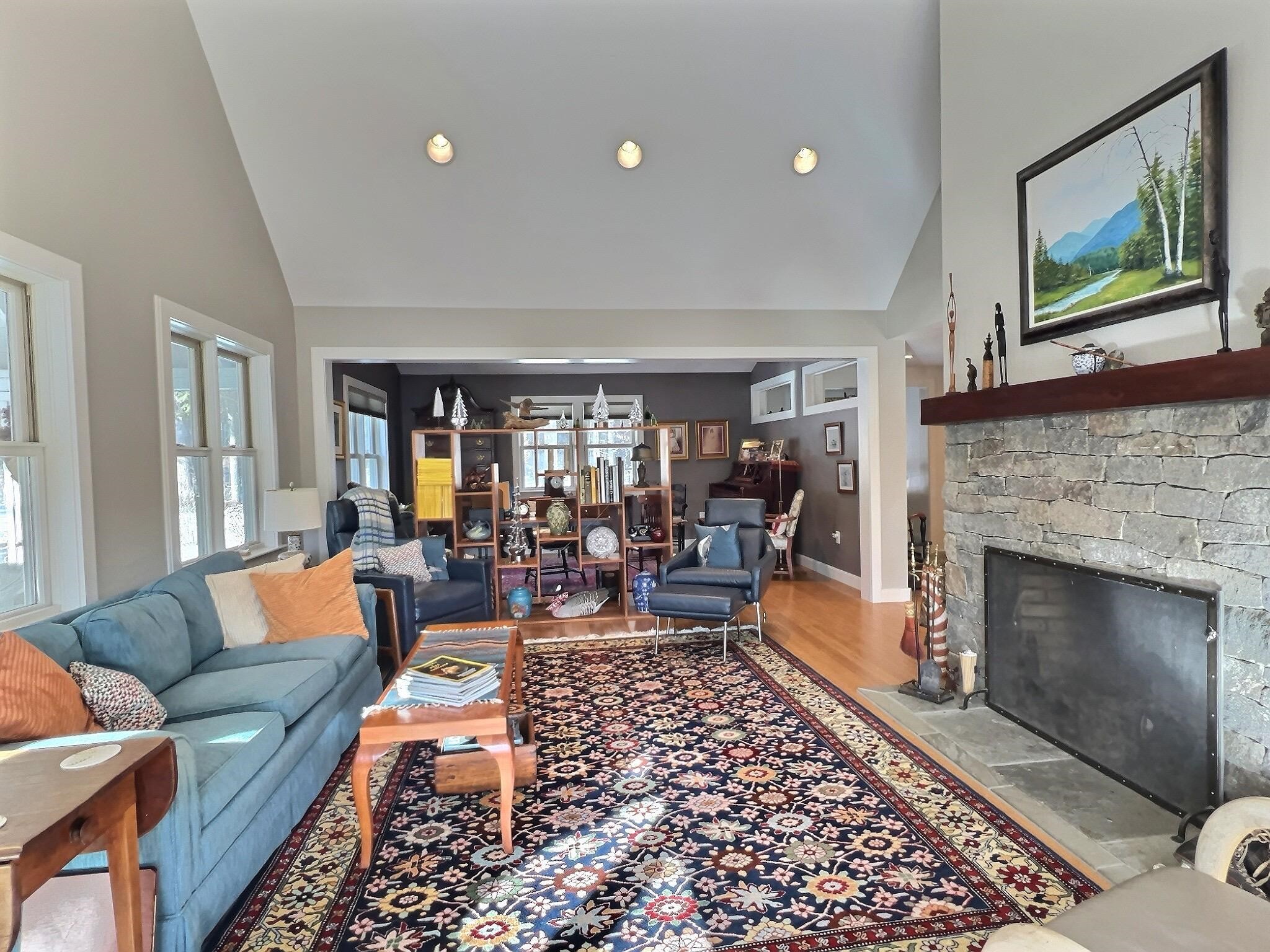 14 Fox Run Rd, Wilmot, NH 03287