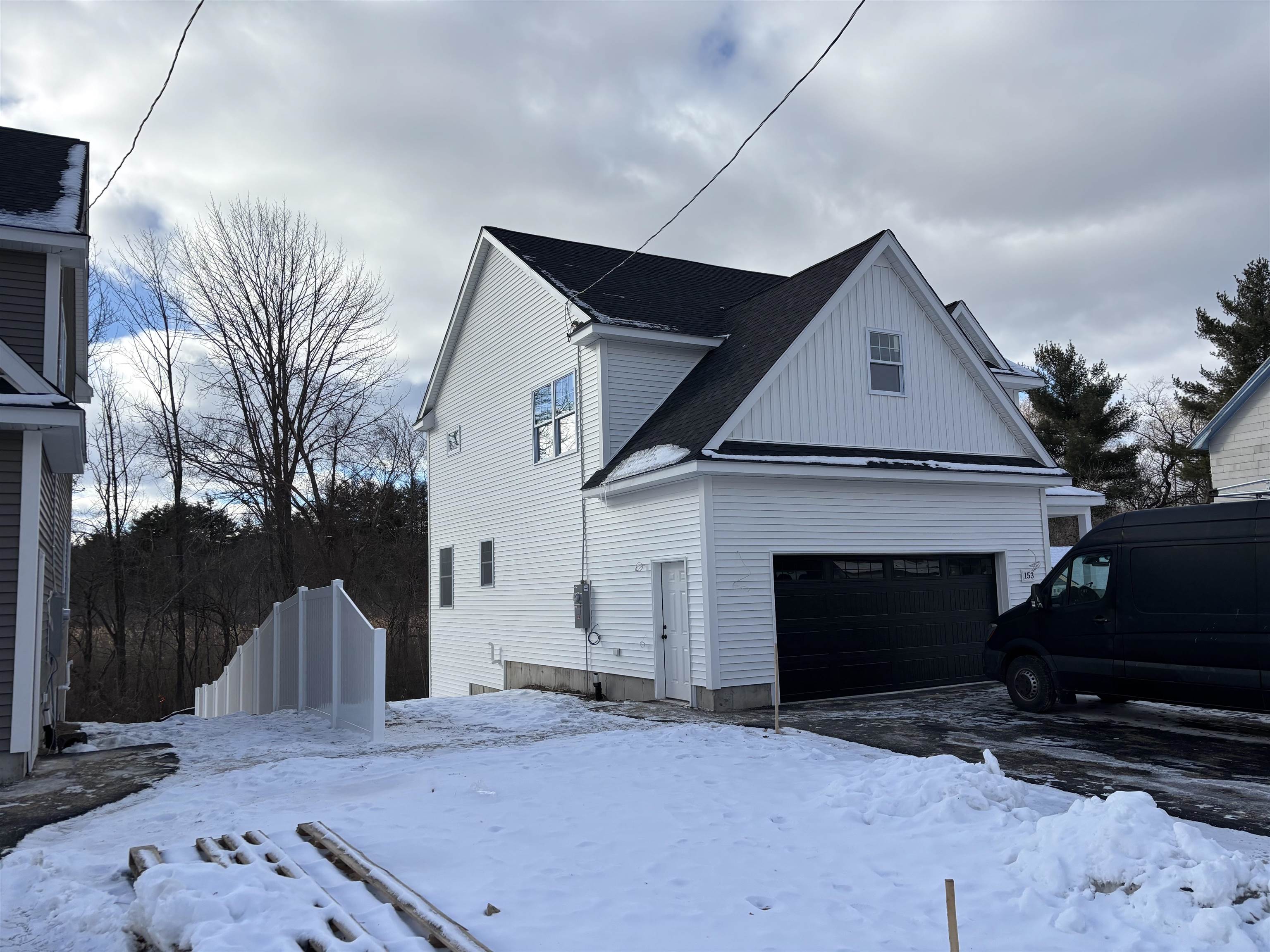 153 Garvin Ave, Manchester, NH 03109