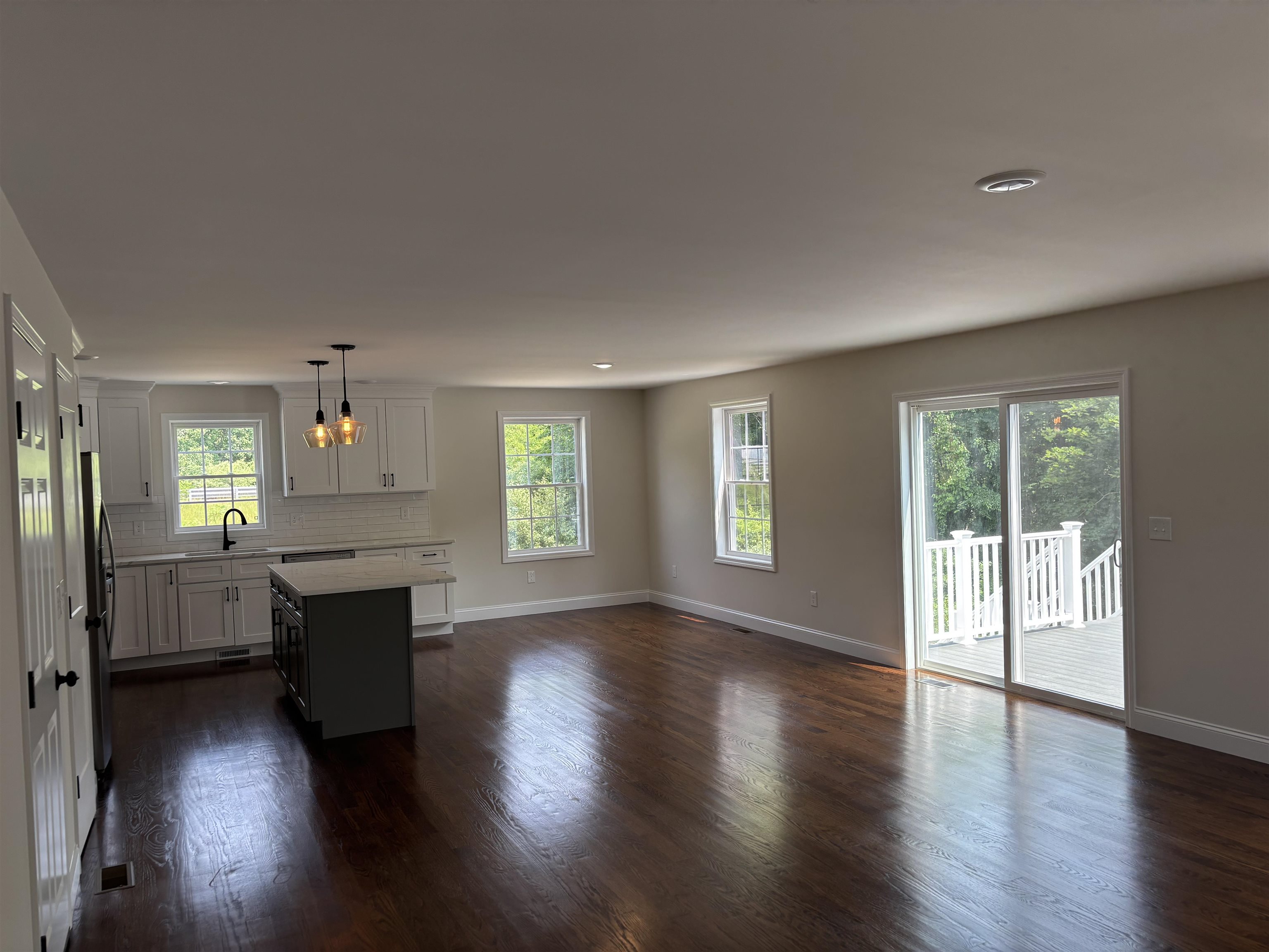 153 Garvin Ave, Manchester, NH 03109