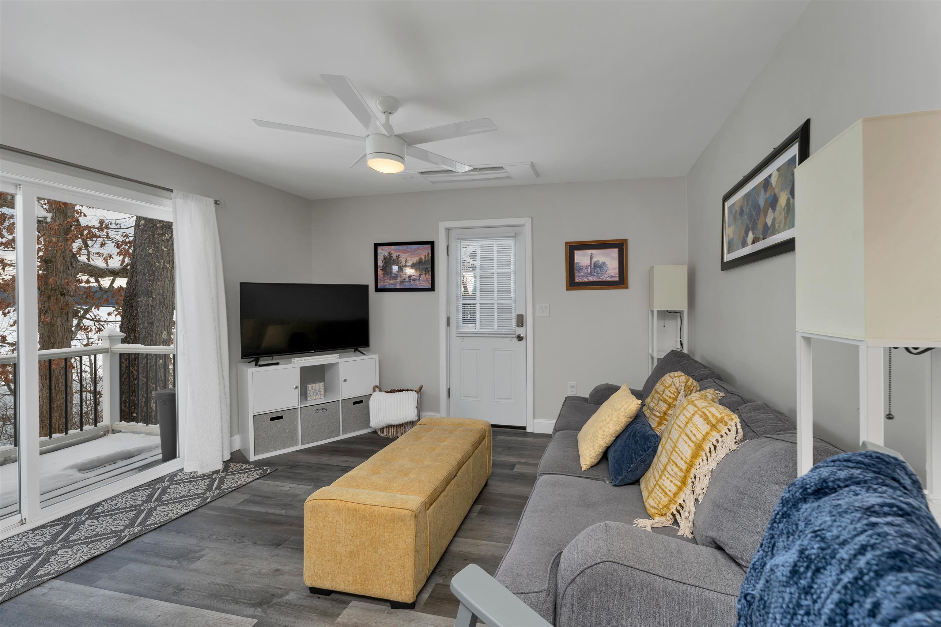 6 Winnisquam Shore, Tilton, NH 03276