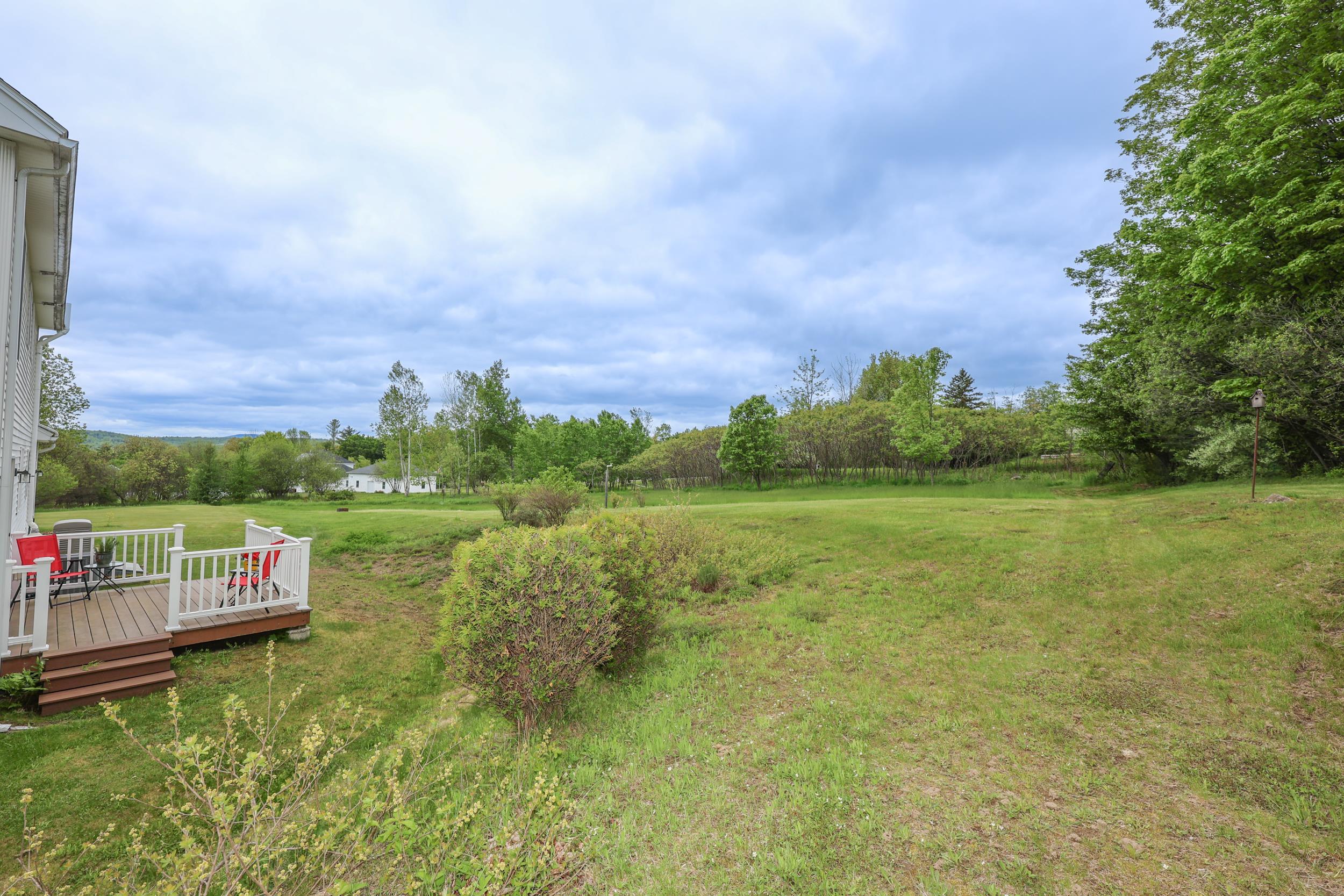 7 Fairway Dr, Franklin, NH 03235