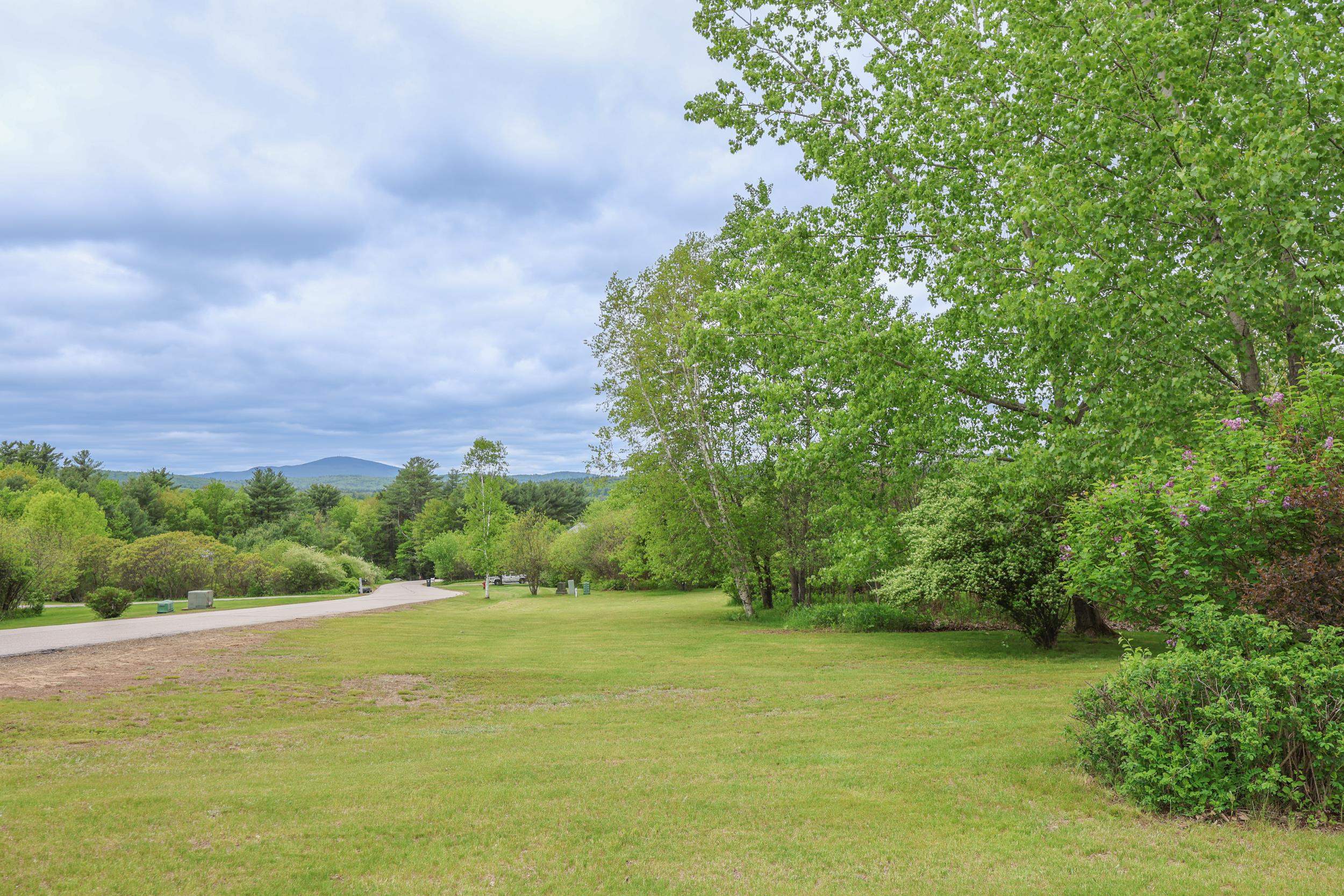 7 Fairway Dr, Franklin, NH 03235