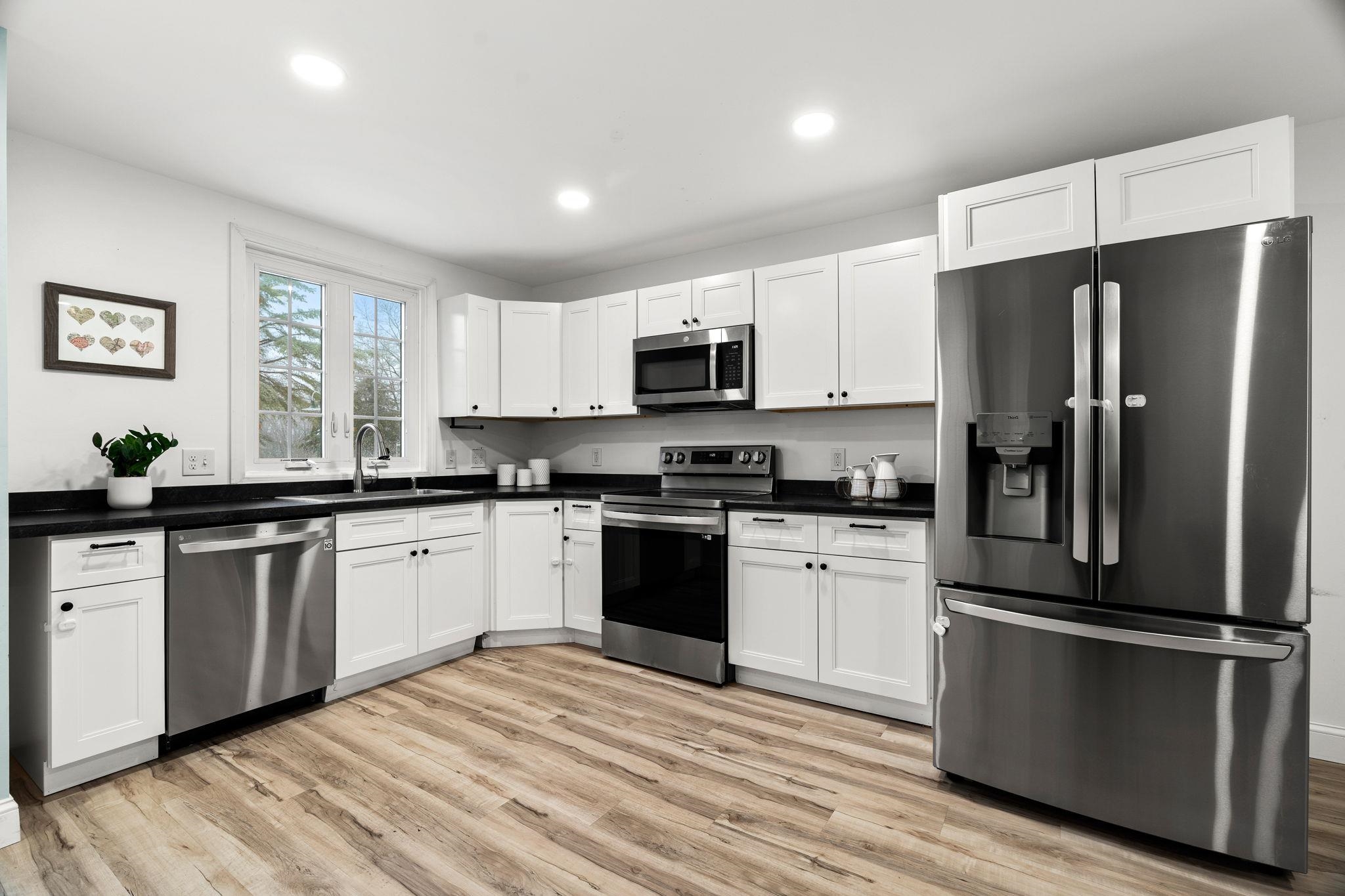 1465 Hooksett Rd, Hooksett, NH 03106