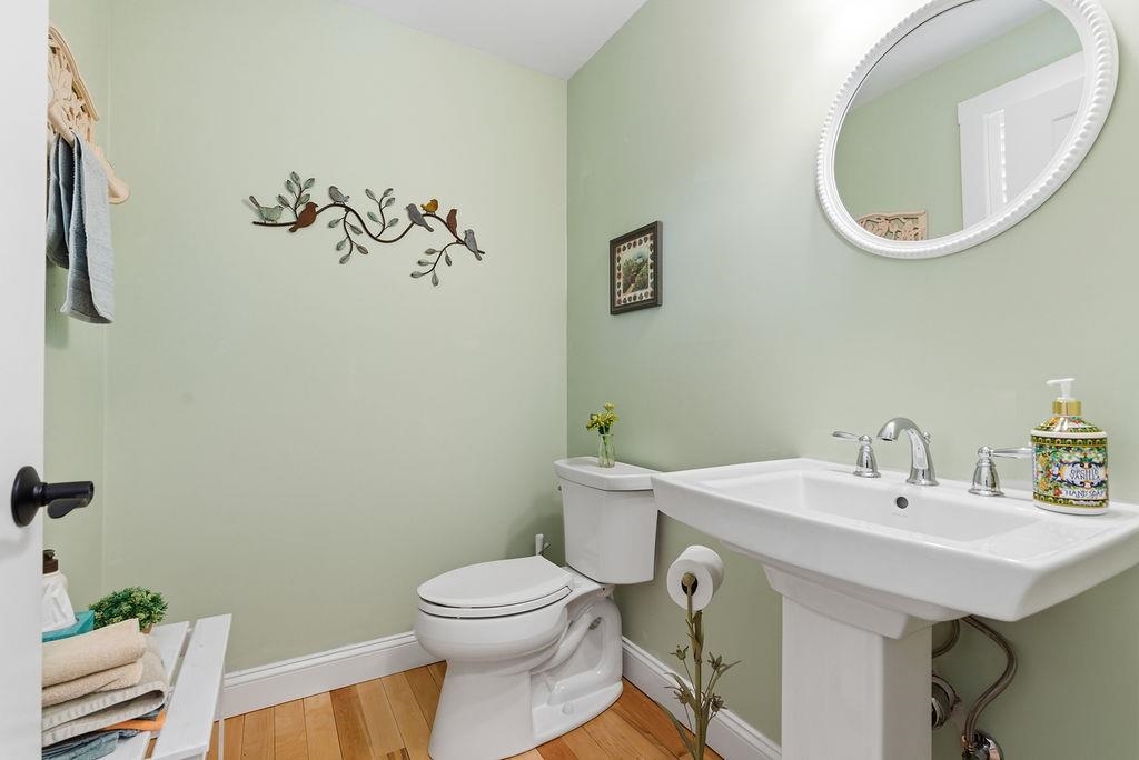 14 Sage Dr, Hampton, NH 03842