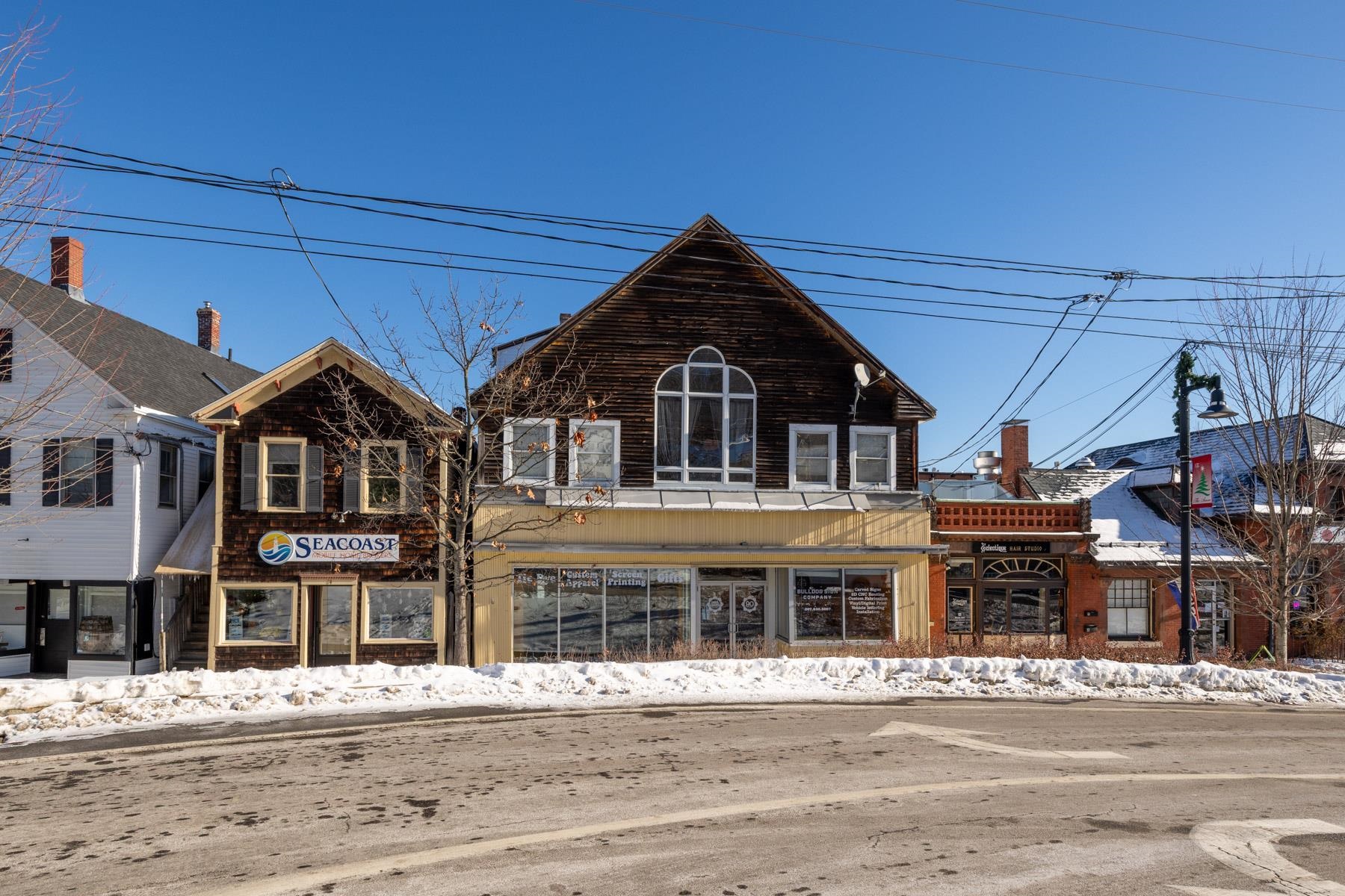 90 Market St, Somersworth, NH 03878