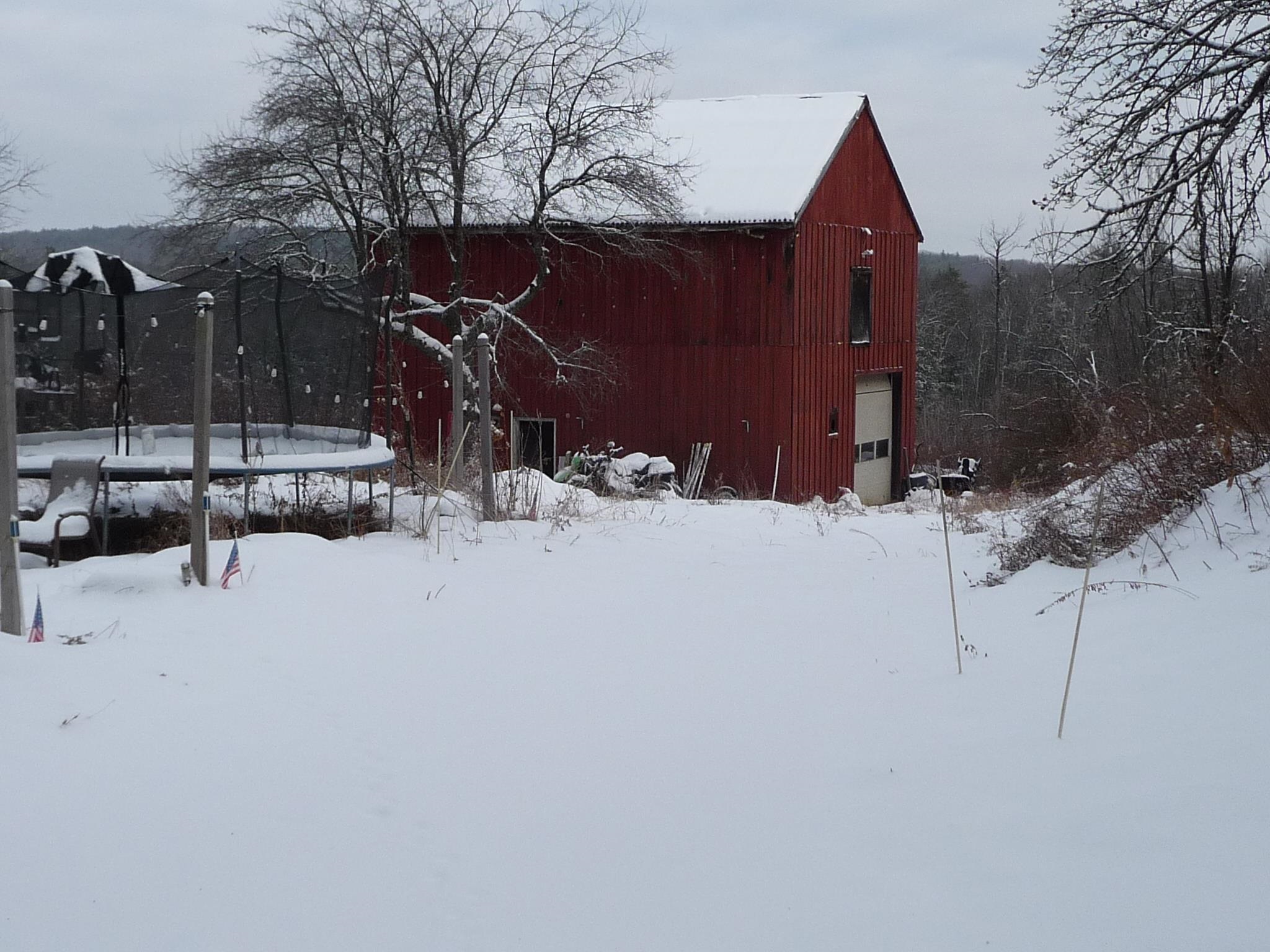 433 North Rd, Deering, NH 03244