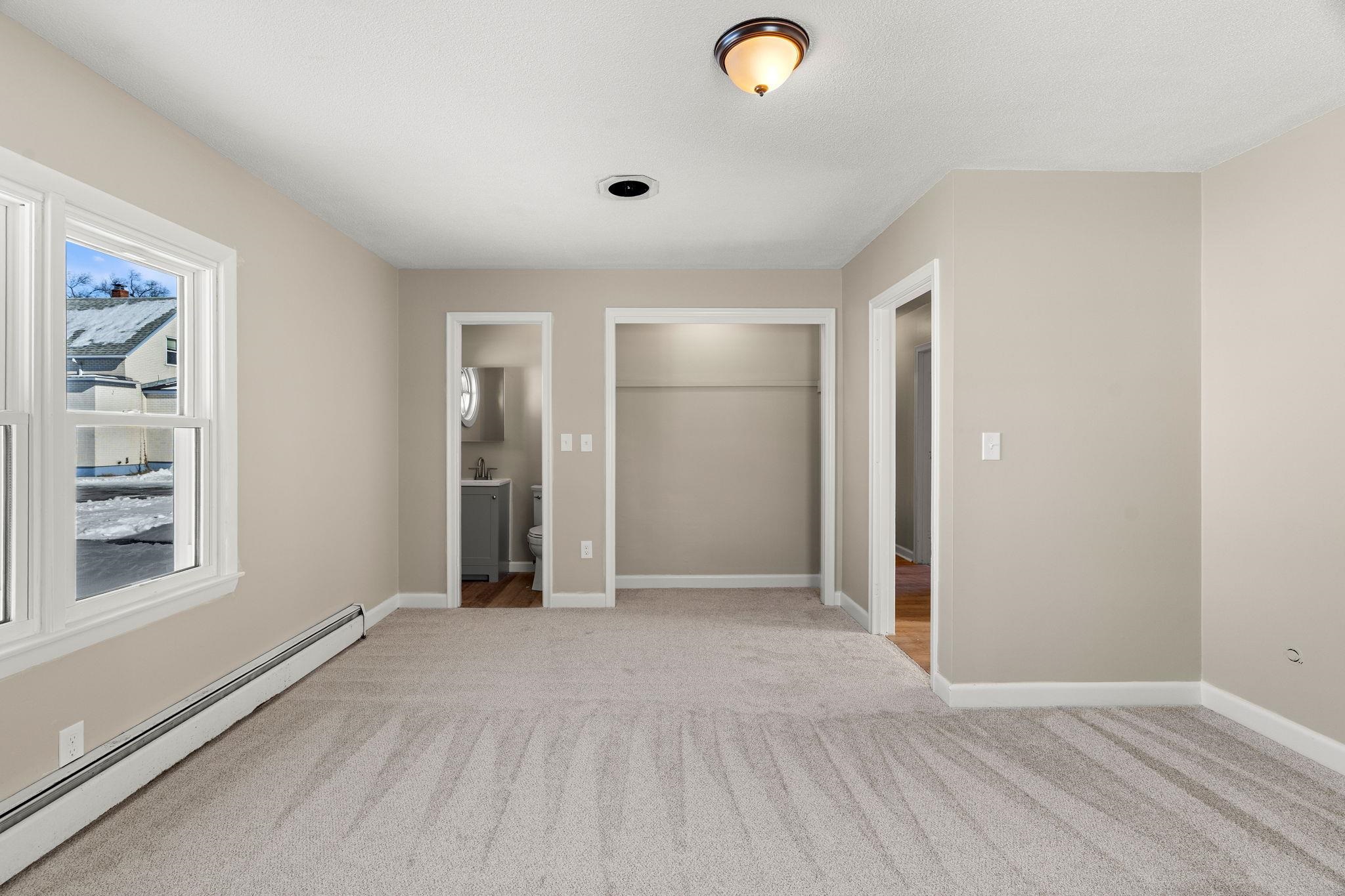 49 Lovell St, Nashua, NH 03060