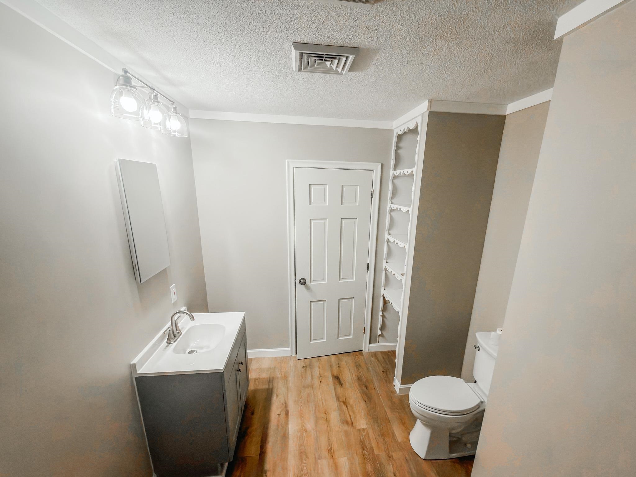 49 Lovell St, Nashua, NH 03060