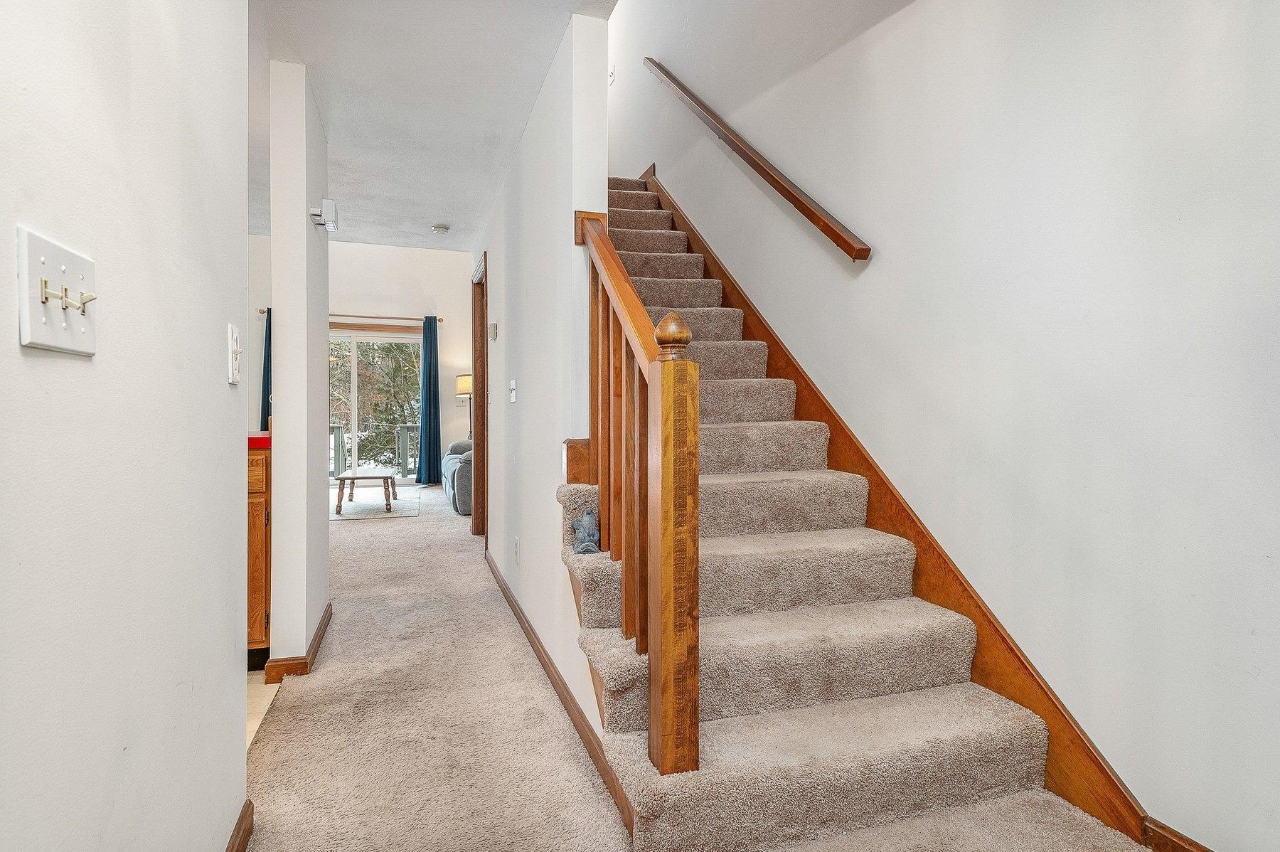 107 Glengarry Dr #107, Stratham, NH 03885