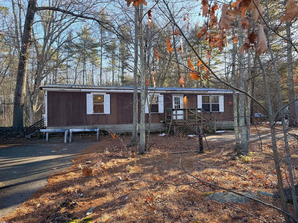 7 Langs Ln, Newmarket, NH 03857