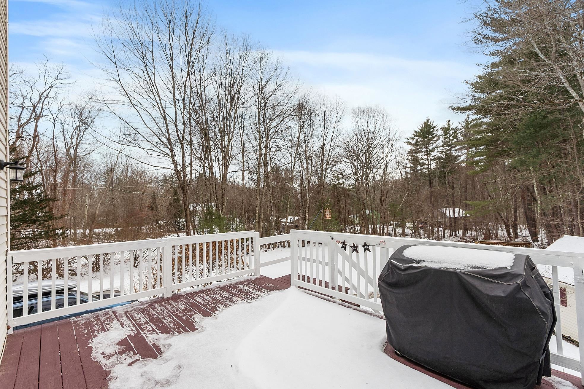 254 South Rd, Kensington, NH 03833