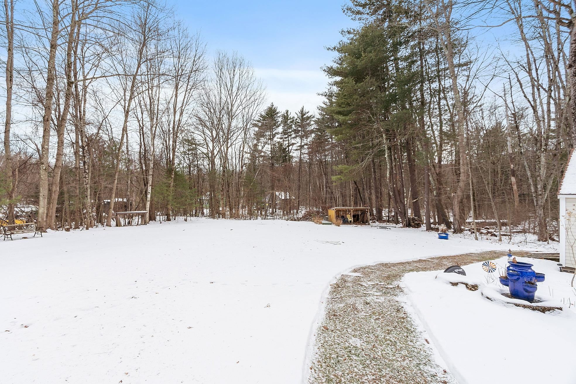 254 South Rd, Kensington, NH 03833