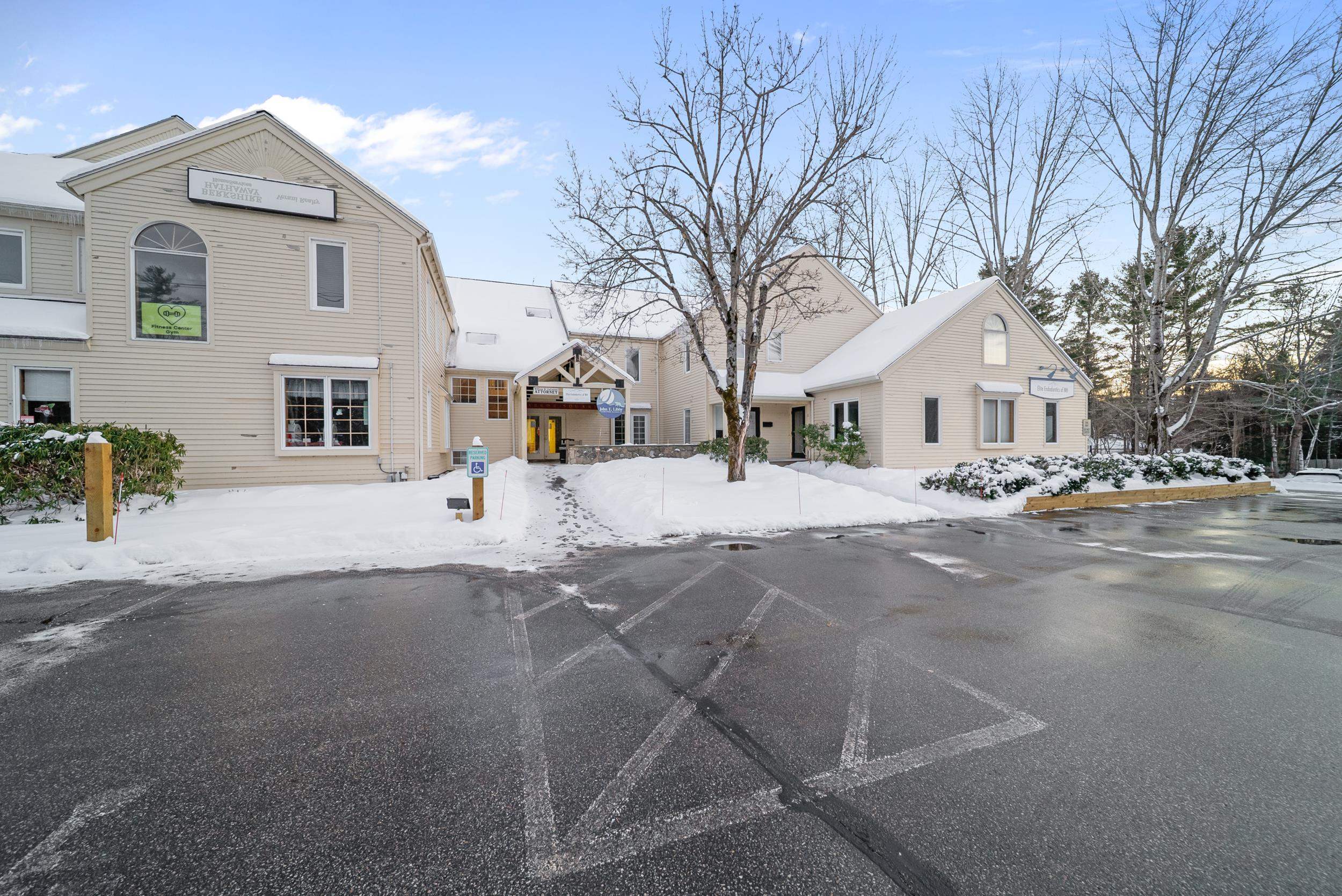 60 Whittier Highway — photo 2